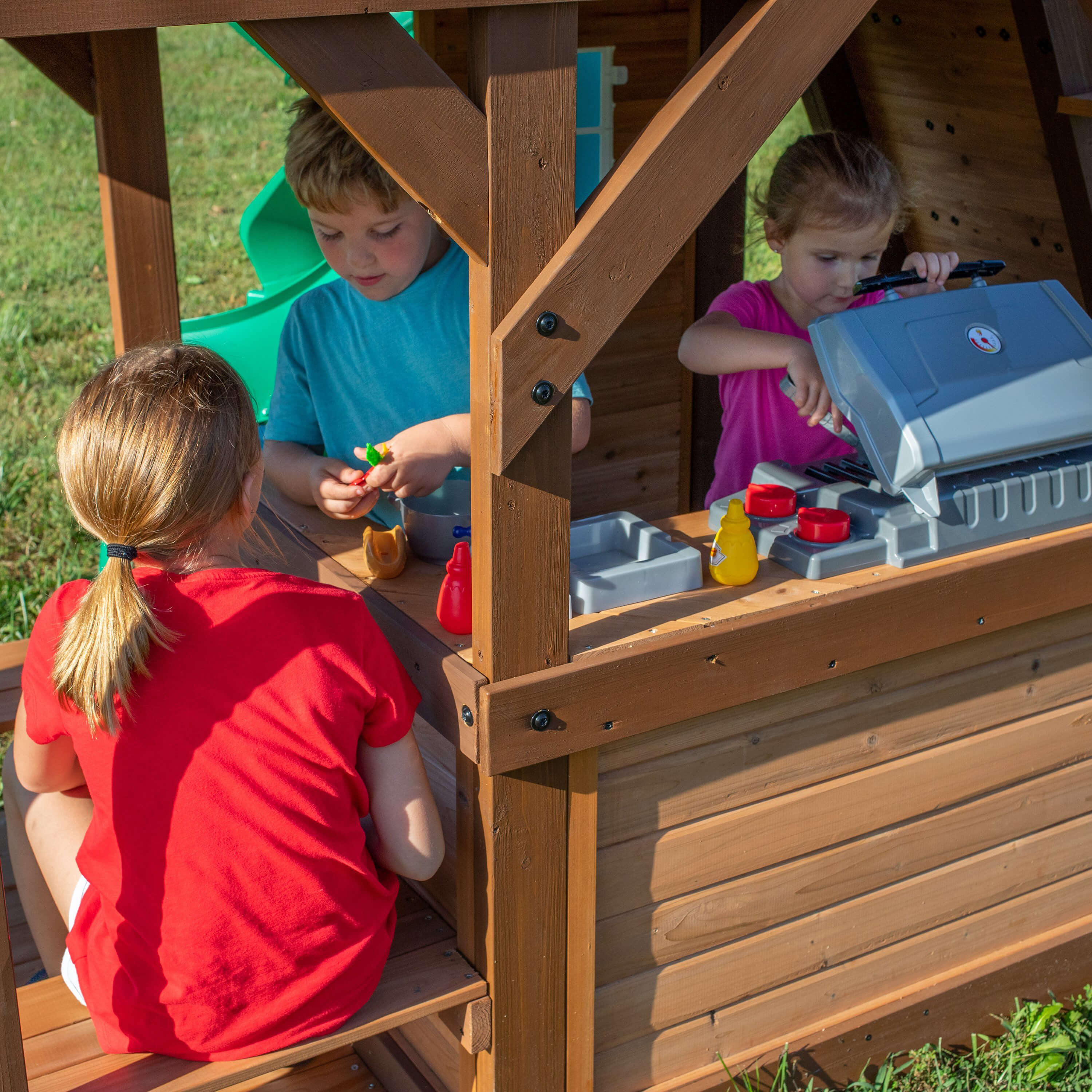 Backyard Discovery Cedar Cove Climbing Frame