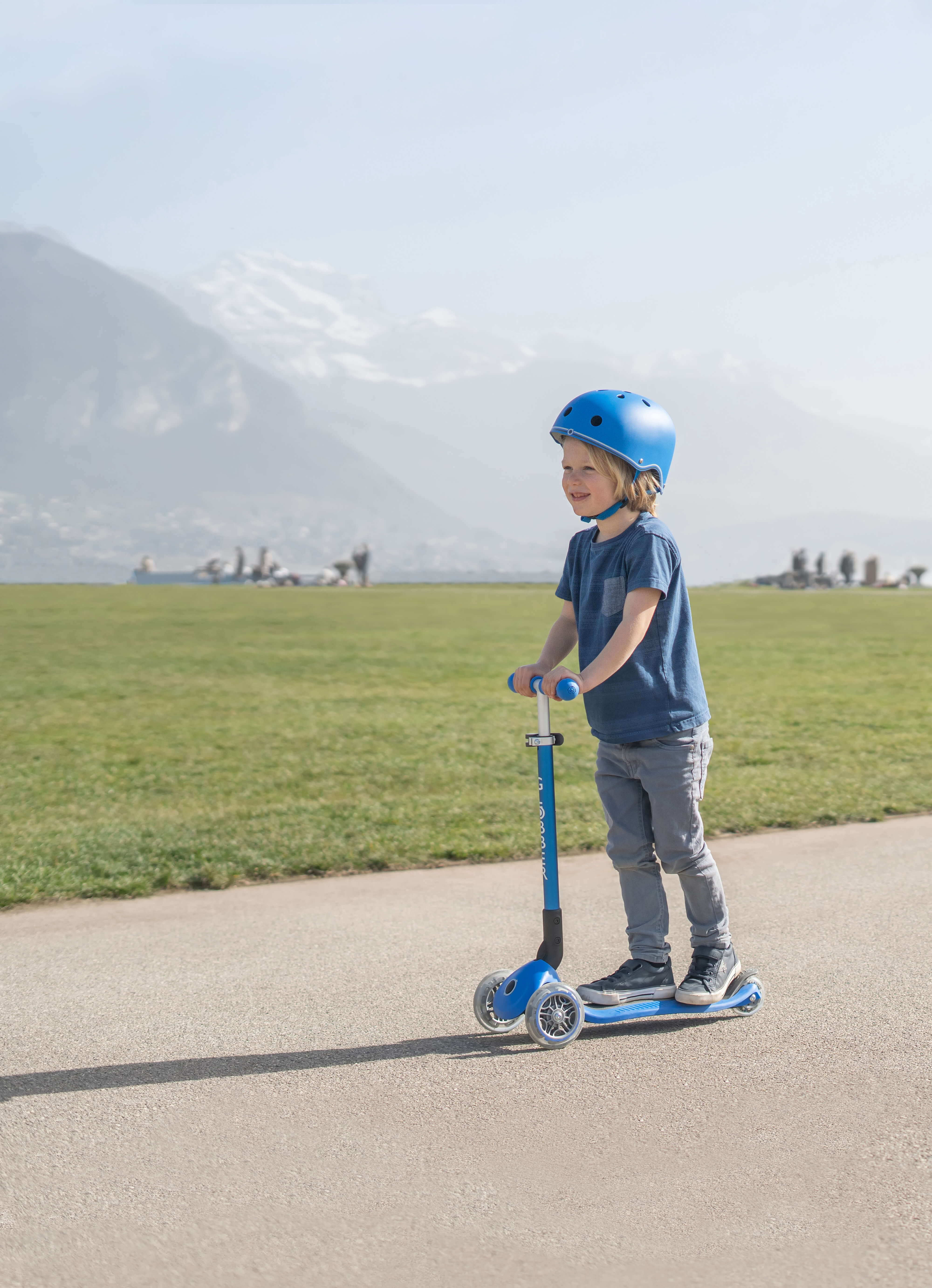 Globber Primo Foldable Lights Scooter - Blue