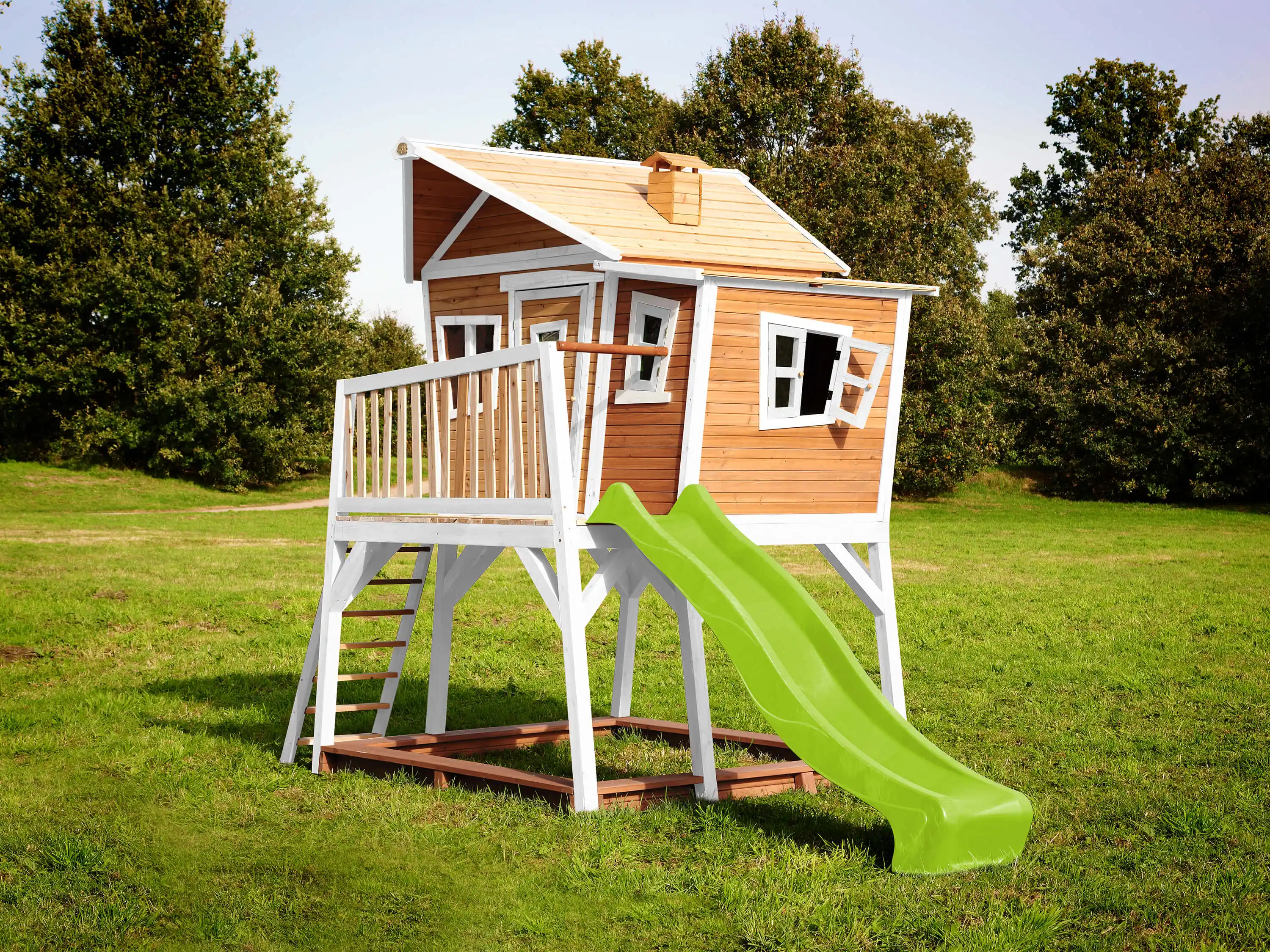 AXI Max Playhouse Brown/White - Lime Green Slide