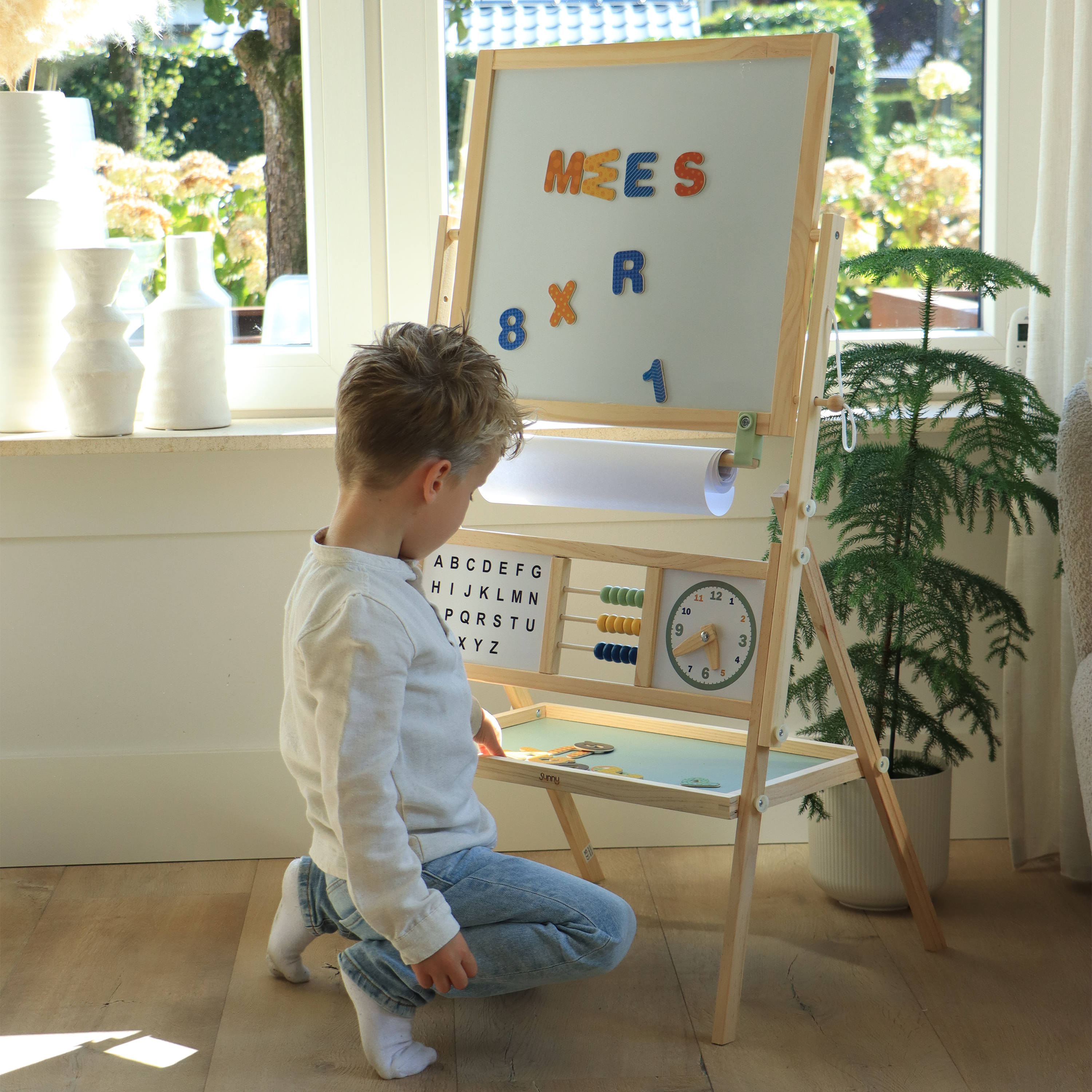 Sunny Nola Activity Easel - Natural Brown