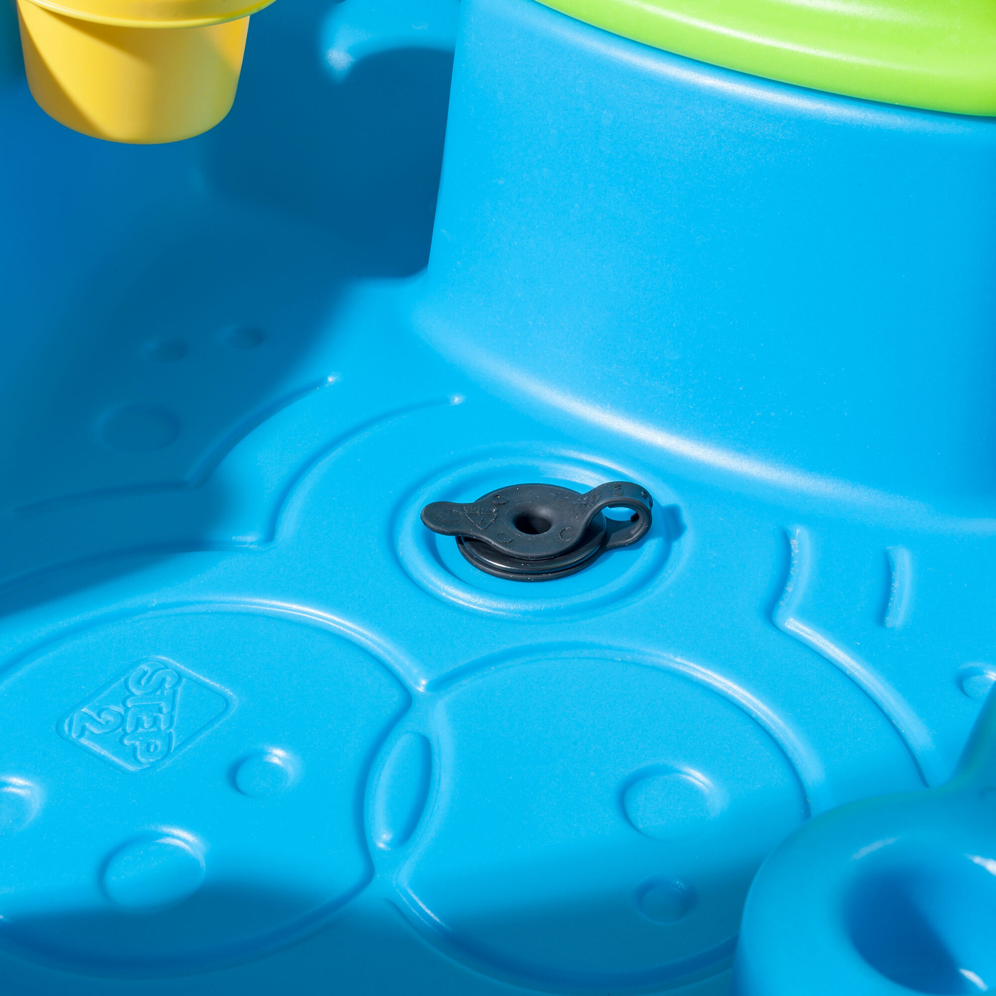 Step2 Rain Showers Splash Pond Water Table