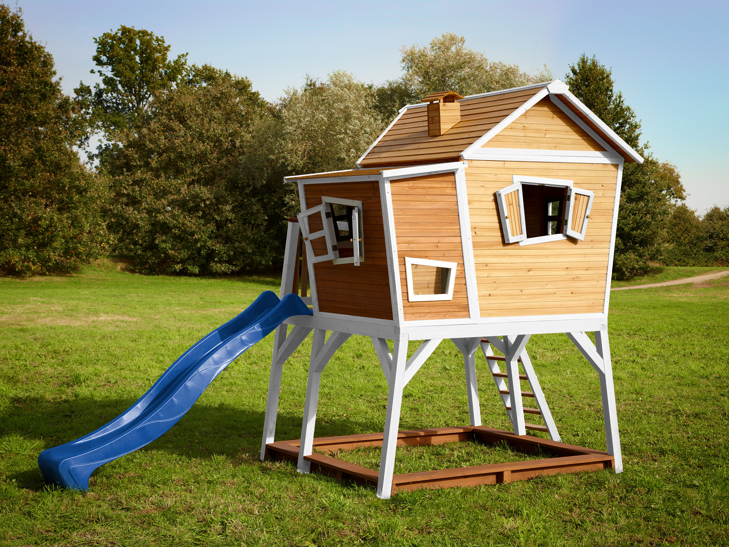 AXI Max Playhouse Brown/White - Blue Slide