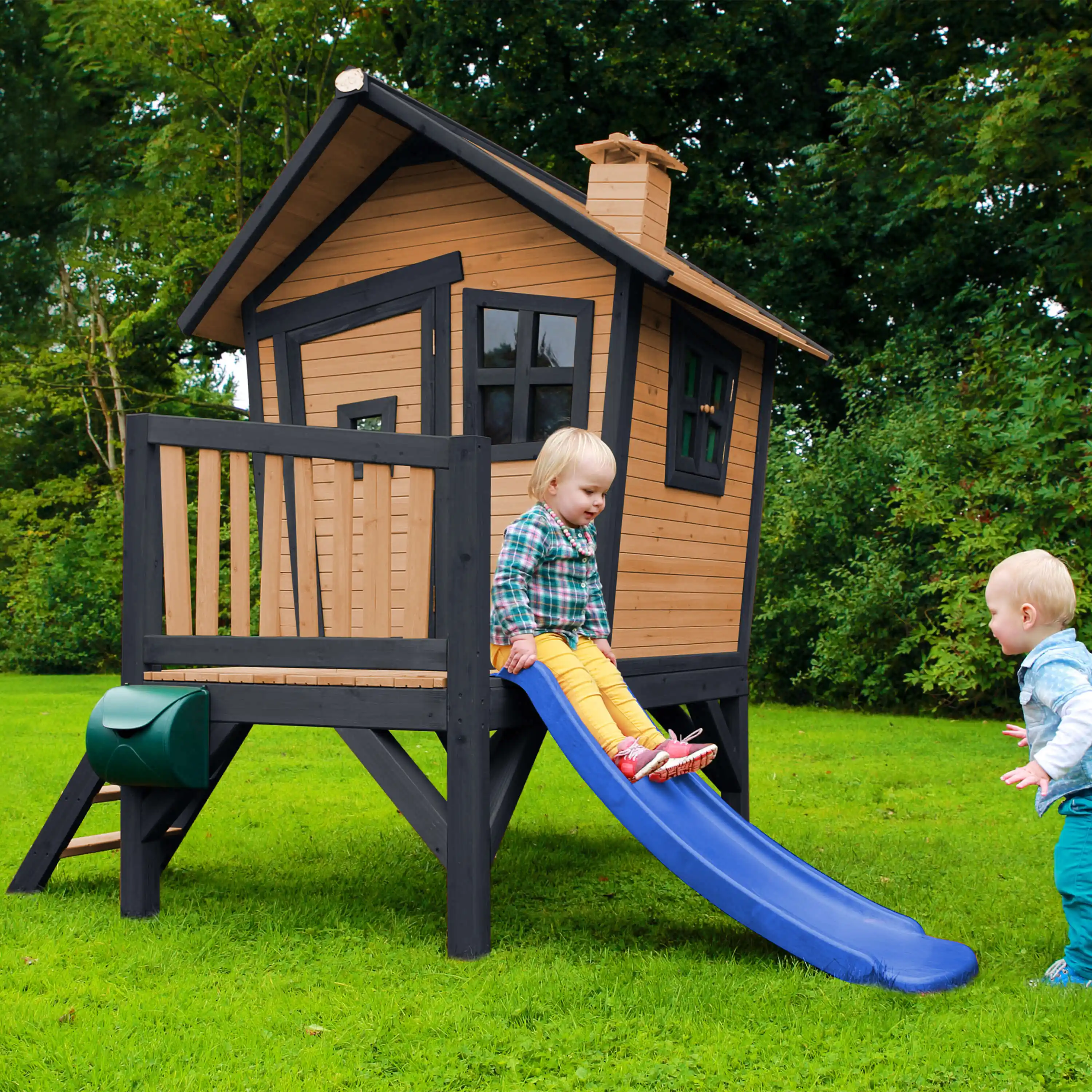 AXI Robin Playhouse Brown/Anthracite - Blue Slide