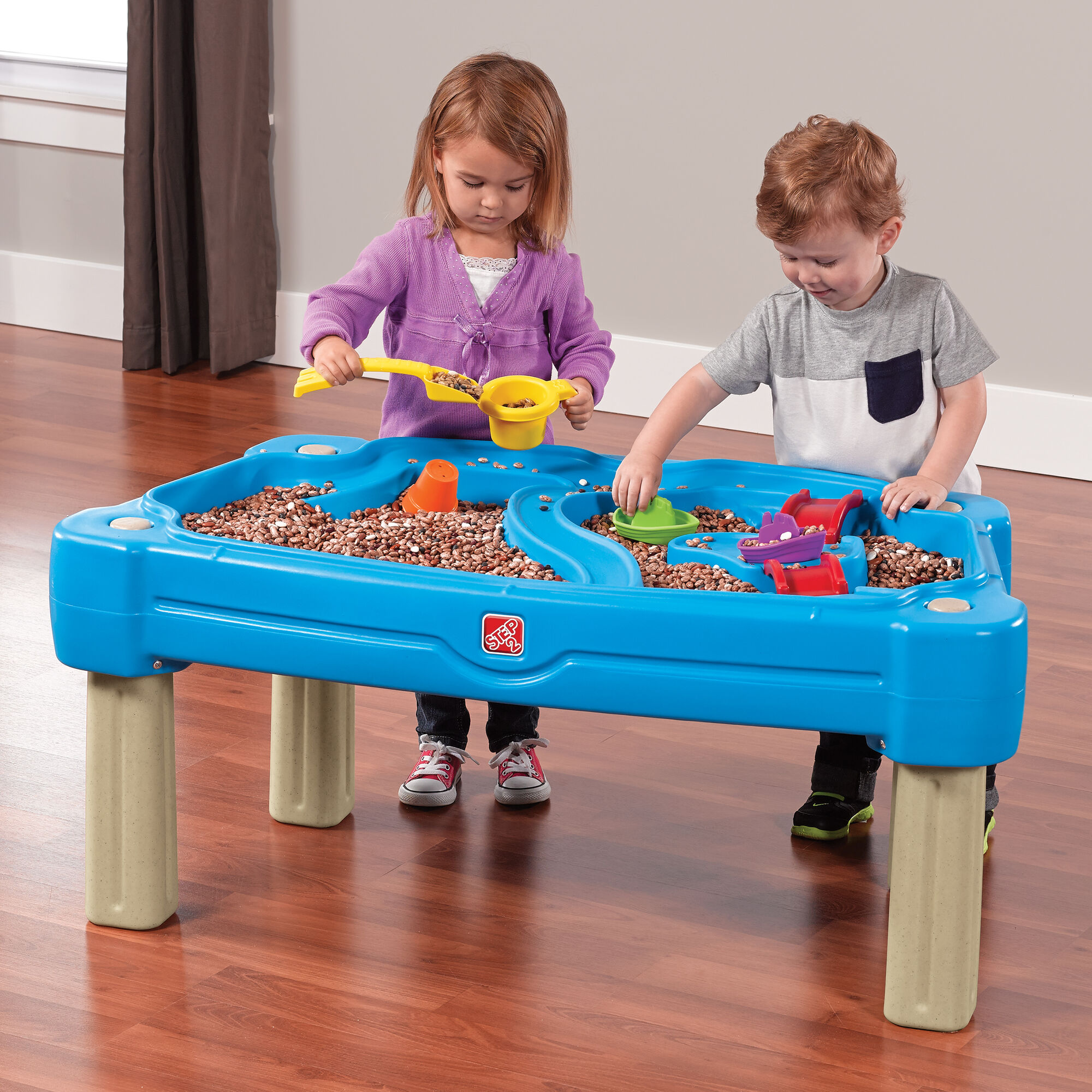 Step2 Cascading Cove Sand & Water Table