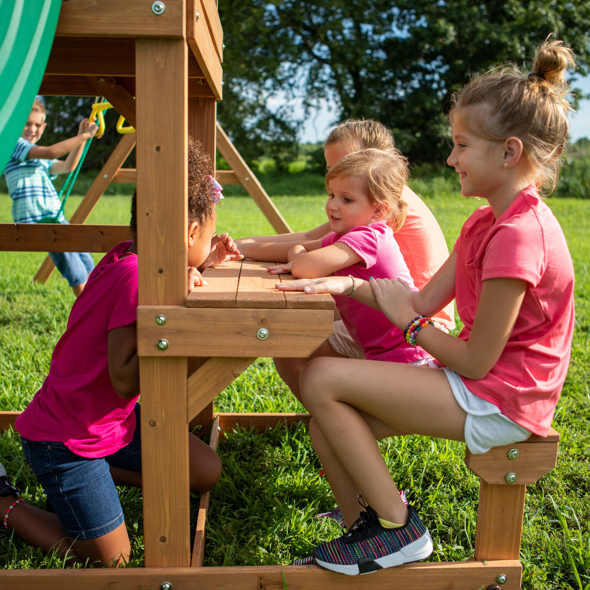 Backyard Discovery Belmont Play Tower