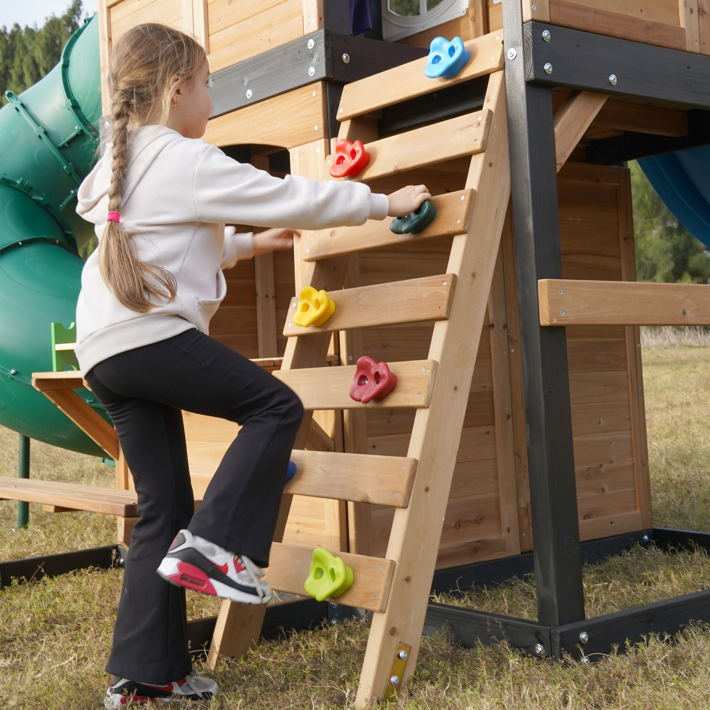 AXI Noud Climbing Frame with Playhouse, Swings, Trapeze and Climbing Wall – Purple Slide and Tube Slide