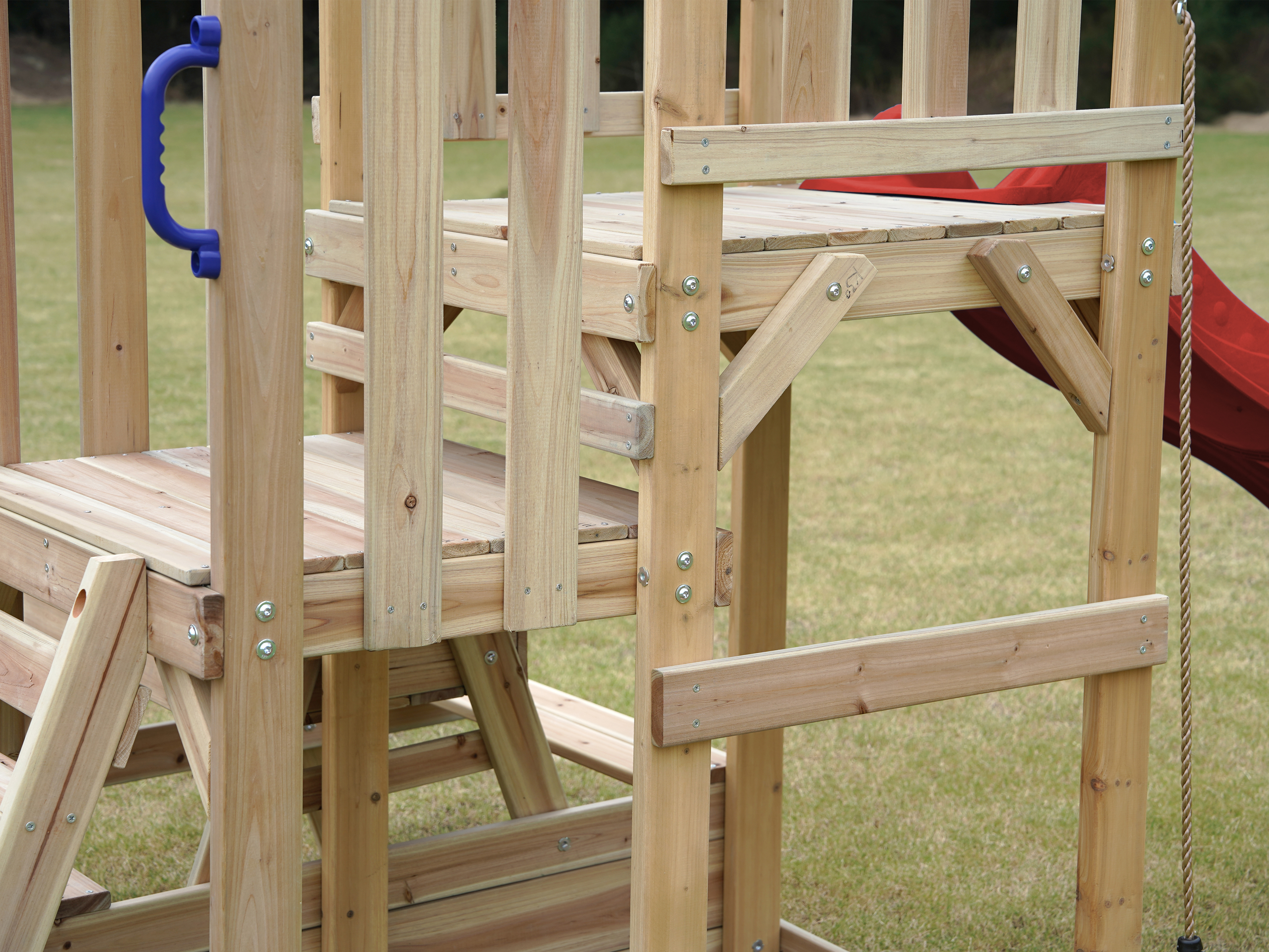 AXI Mette Climbing Frame with Double Swing Set and Picnic Table - Red Slide