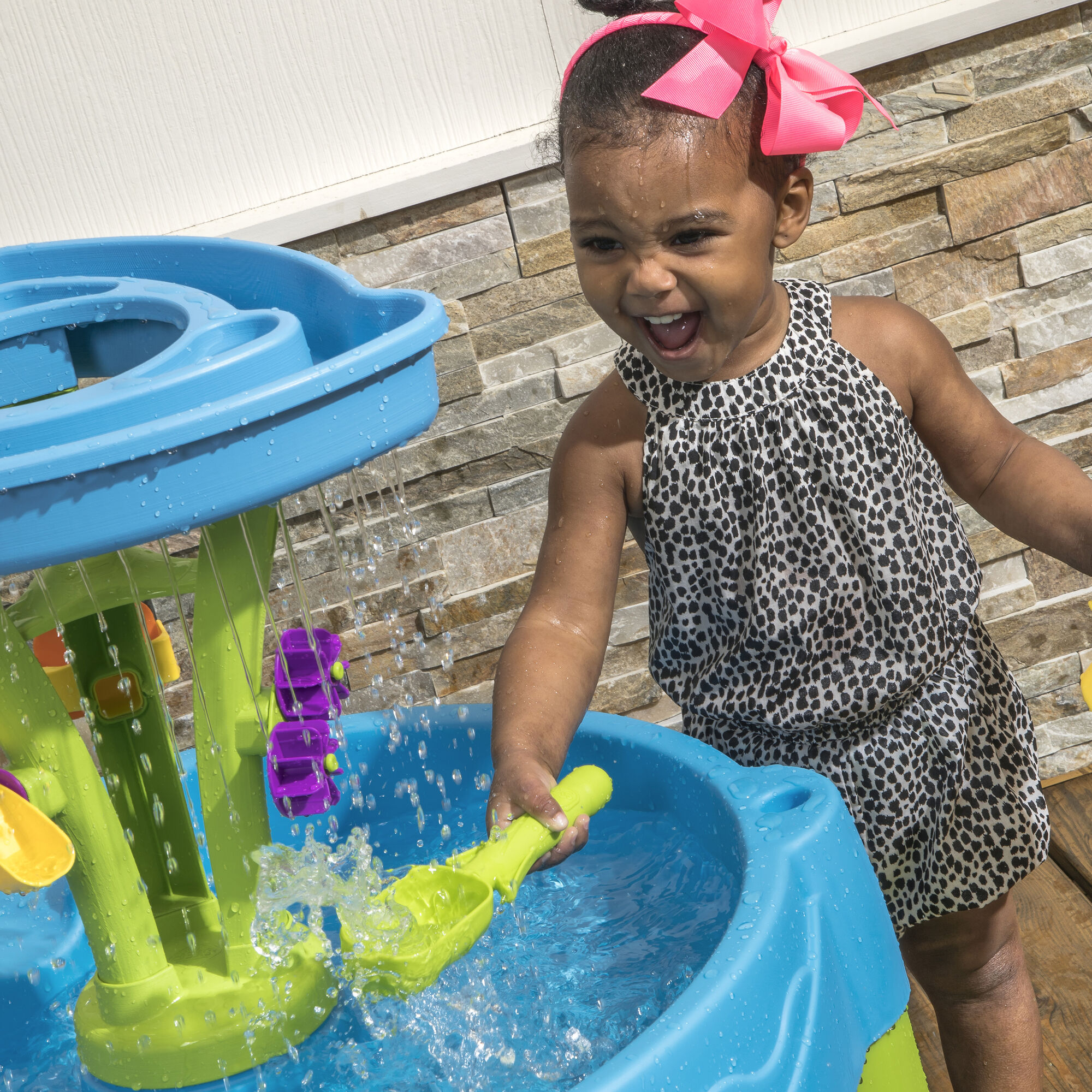 Step2 Summer Showers Splash Tower Water Table