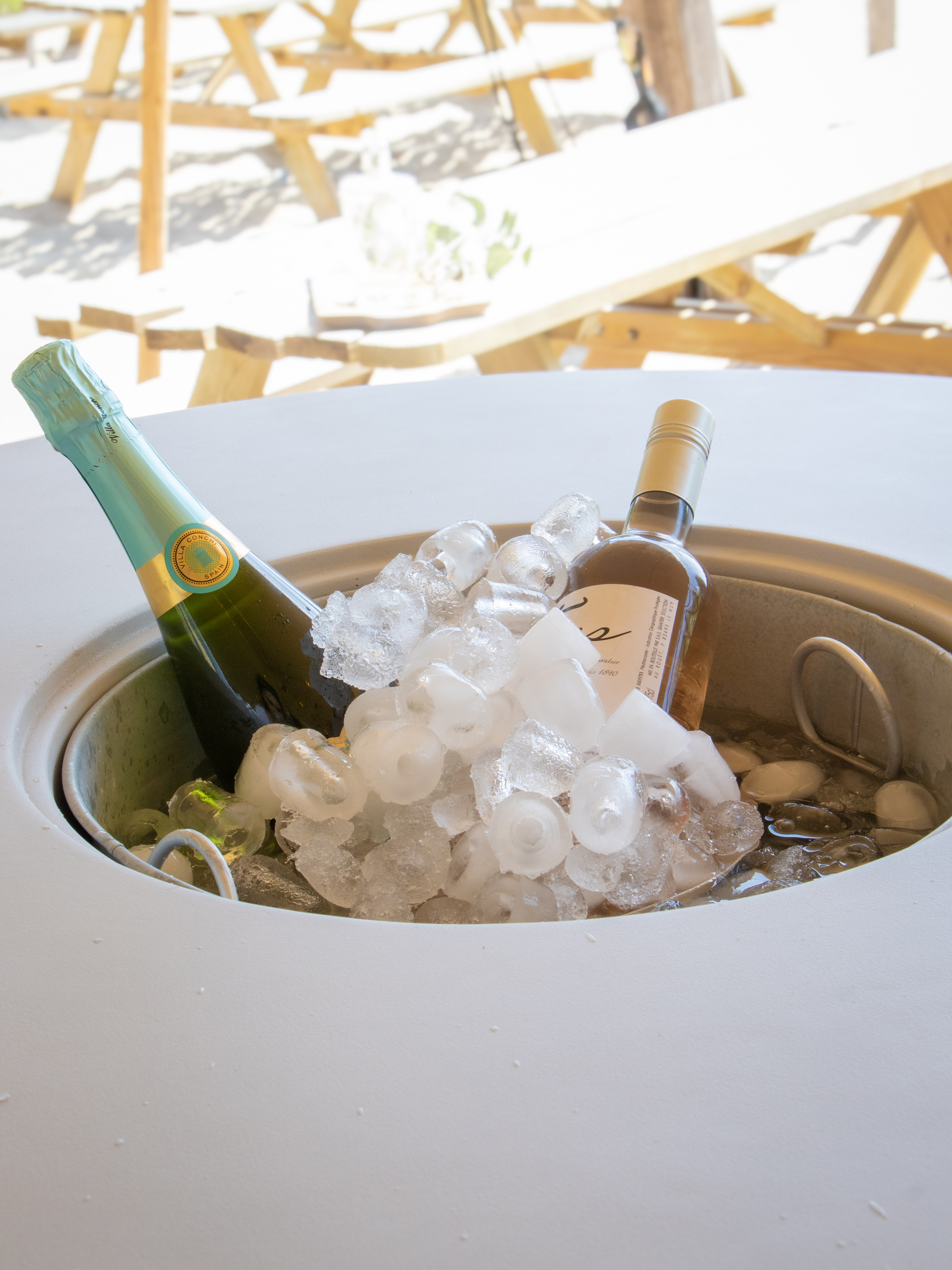 AXI Brandon 2-in-1 Bar Table / Side Table & Cooler – Limestone-Look