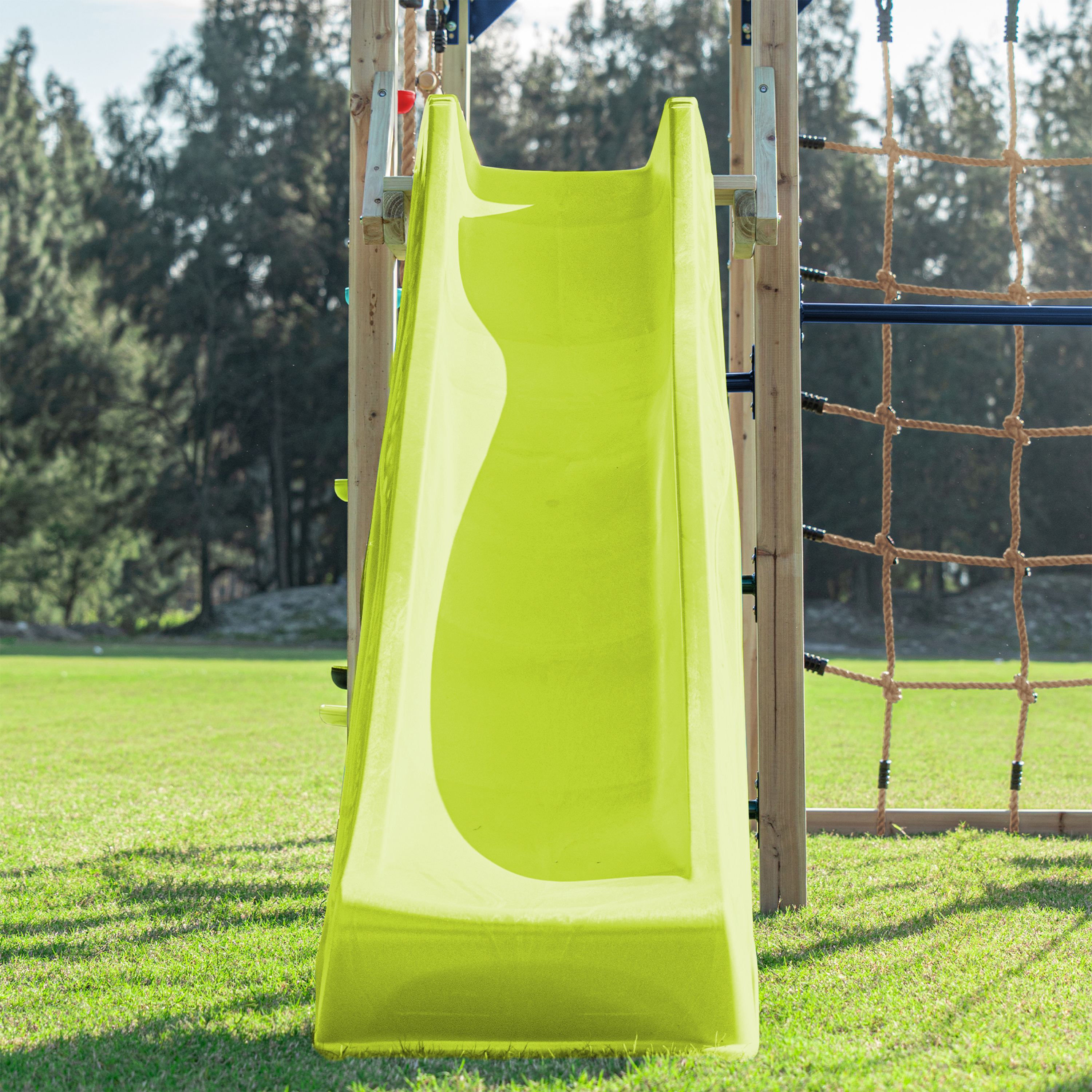 AXI Boris Wooden Playcentre with Swings, Trapeze, Climbing Nets and Monkey Bars – Lime Green Slide