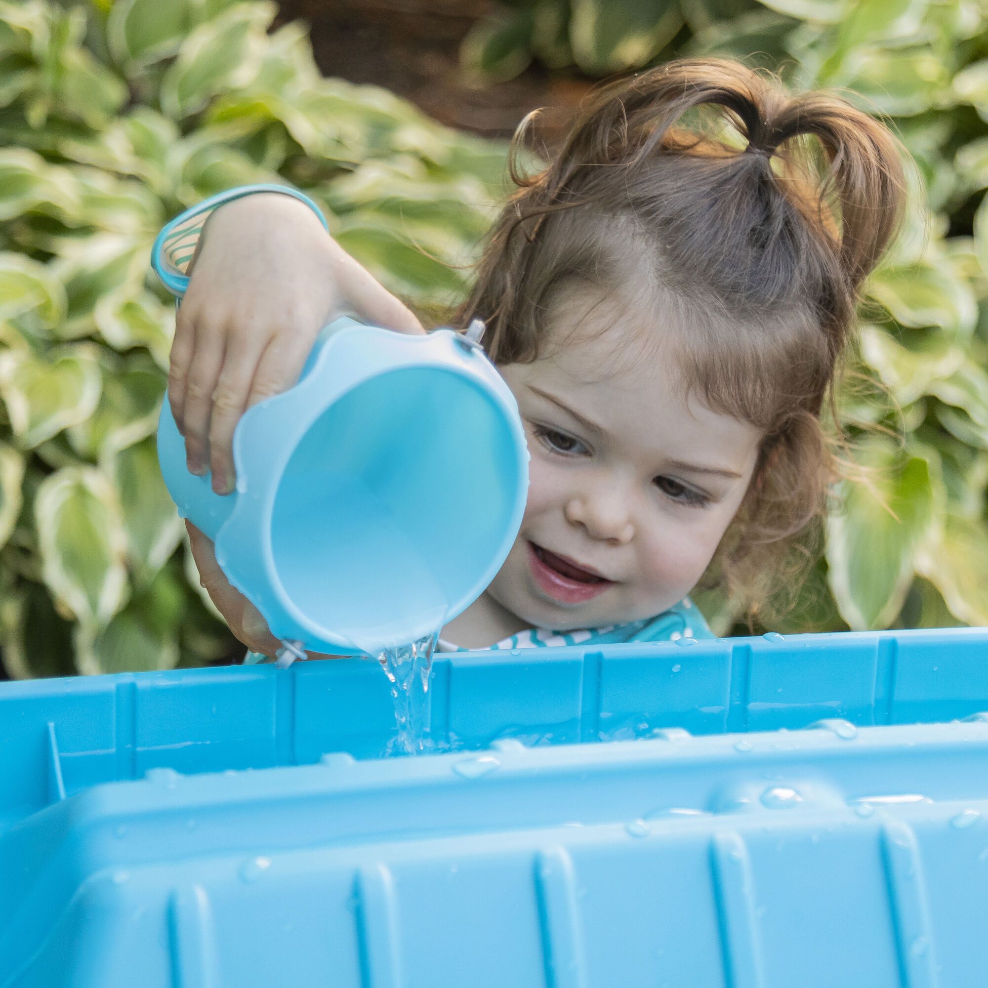 Step2 Rain Showers Splash Tub Water Table