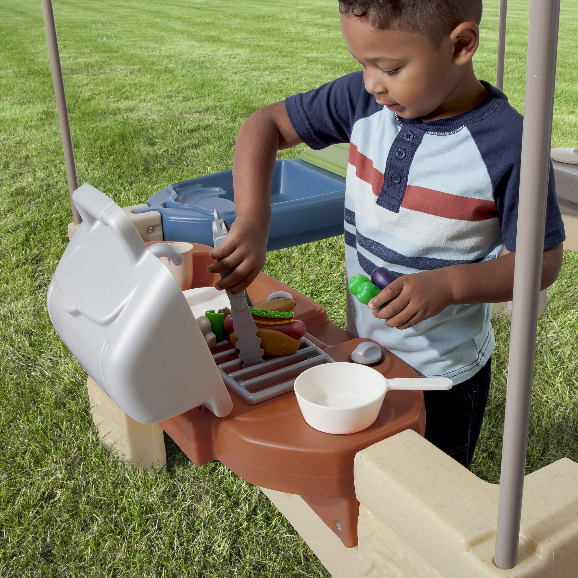 Step2 All Around Playtime Patio with Canopy