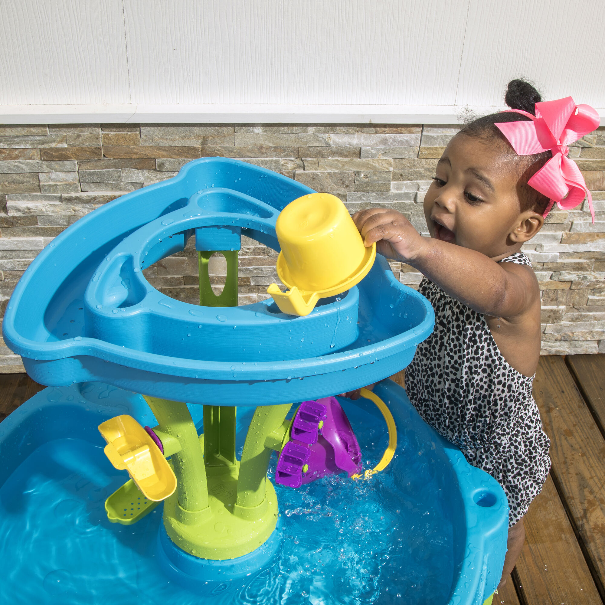 Step2 Summer Showers Splash Tower Water Table