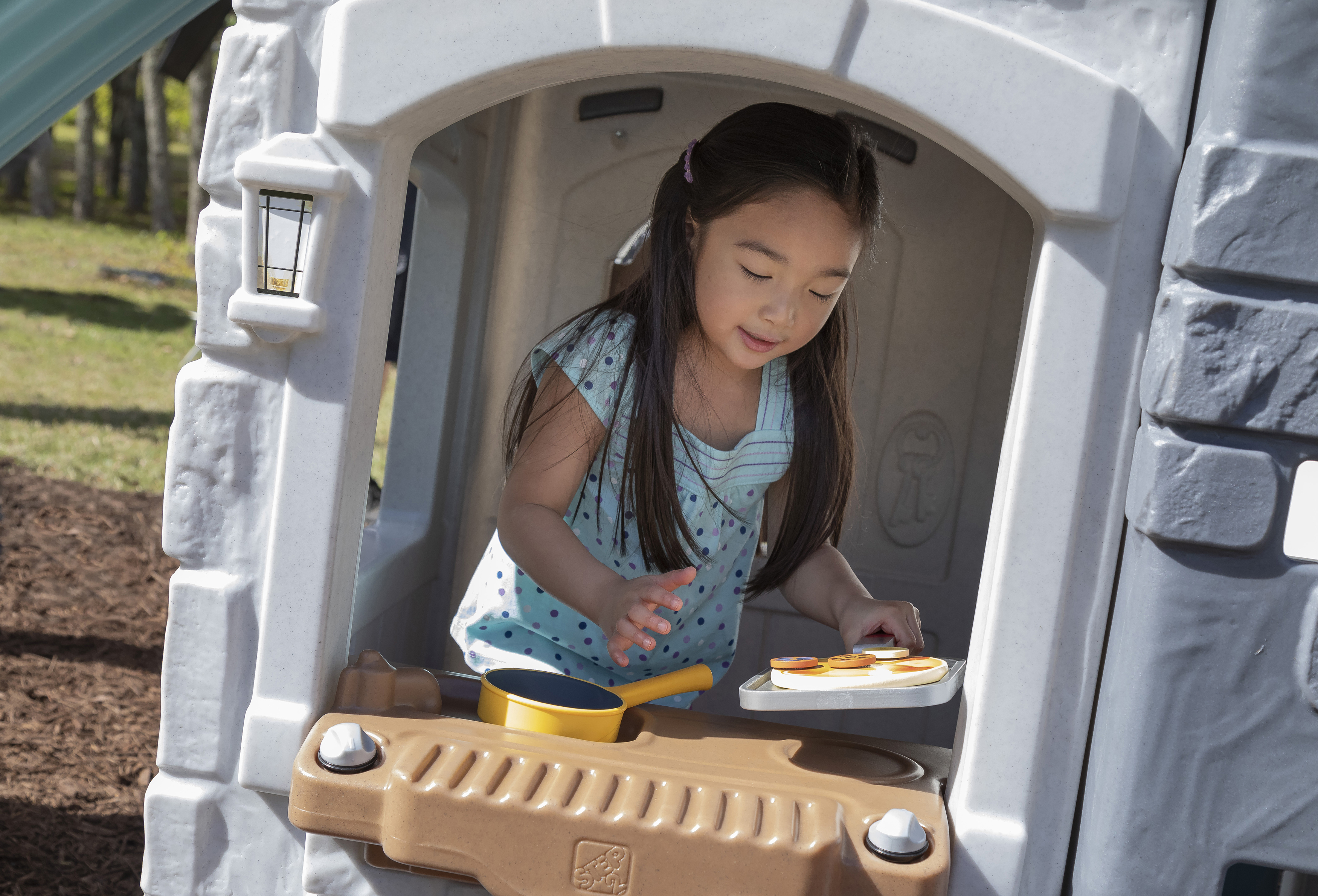 Step2 Enchanting Adventures 2-story Playhouse & Slide