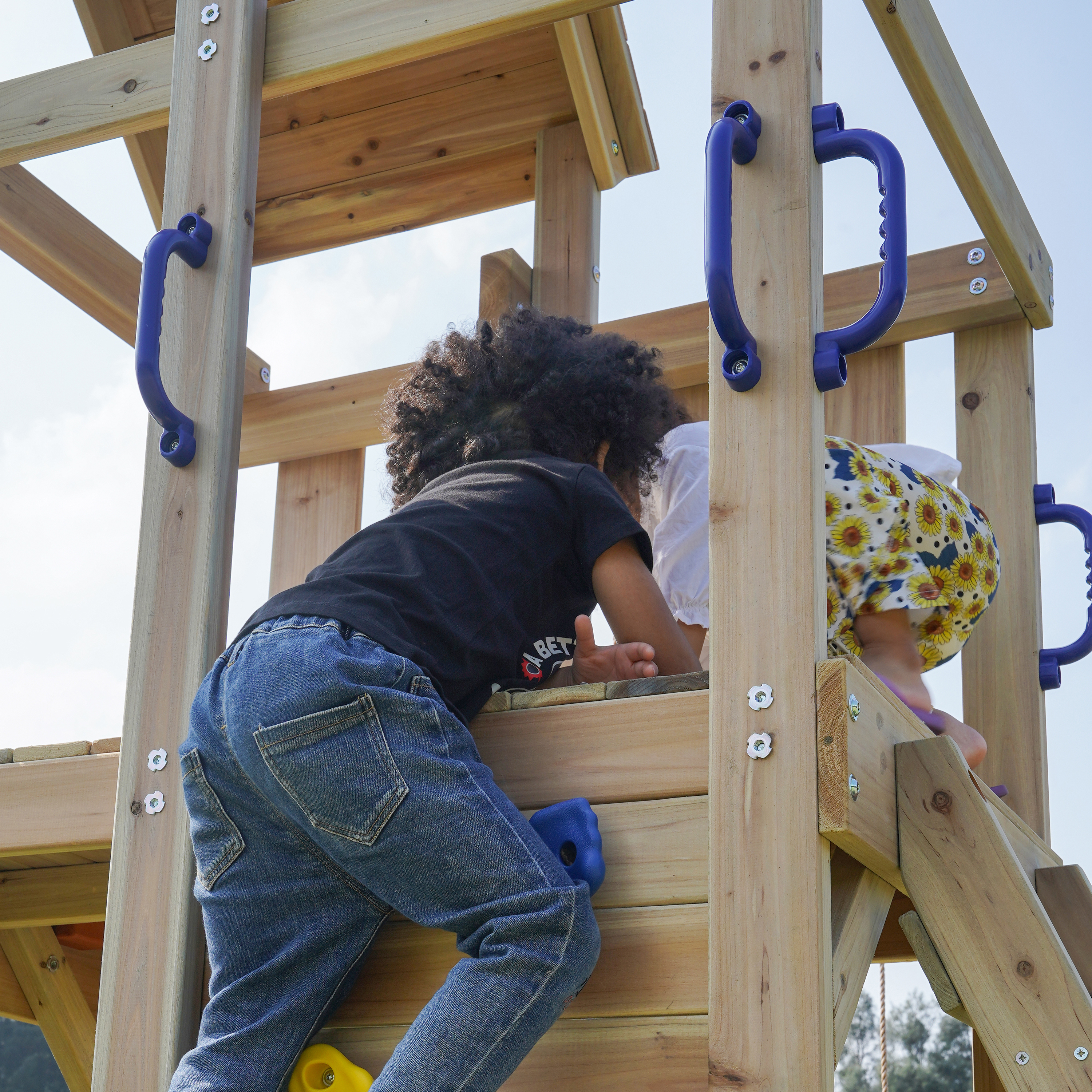 AXI Moos Climbing Frame with Double Swing Set - Blue Slide