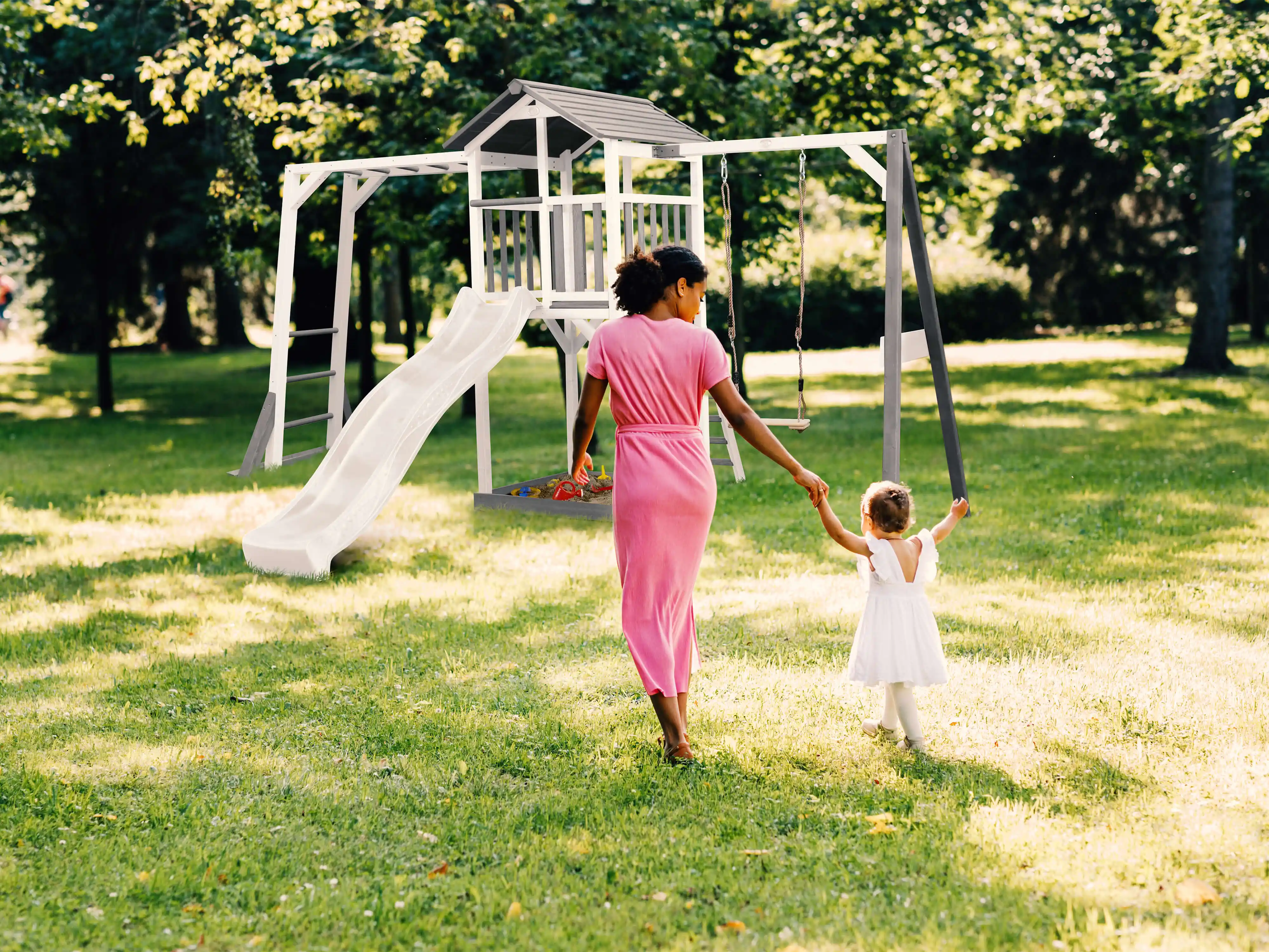 AXI Beach Tower with Single Swing Set Grey/White - White Slide