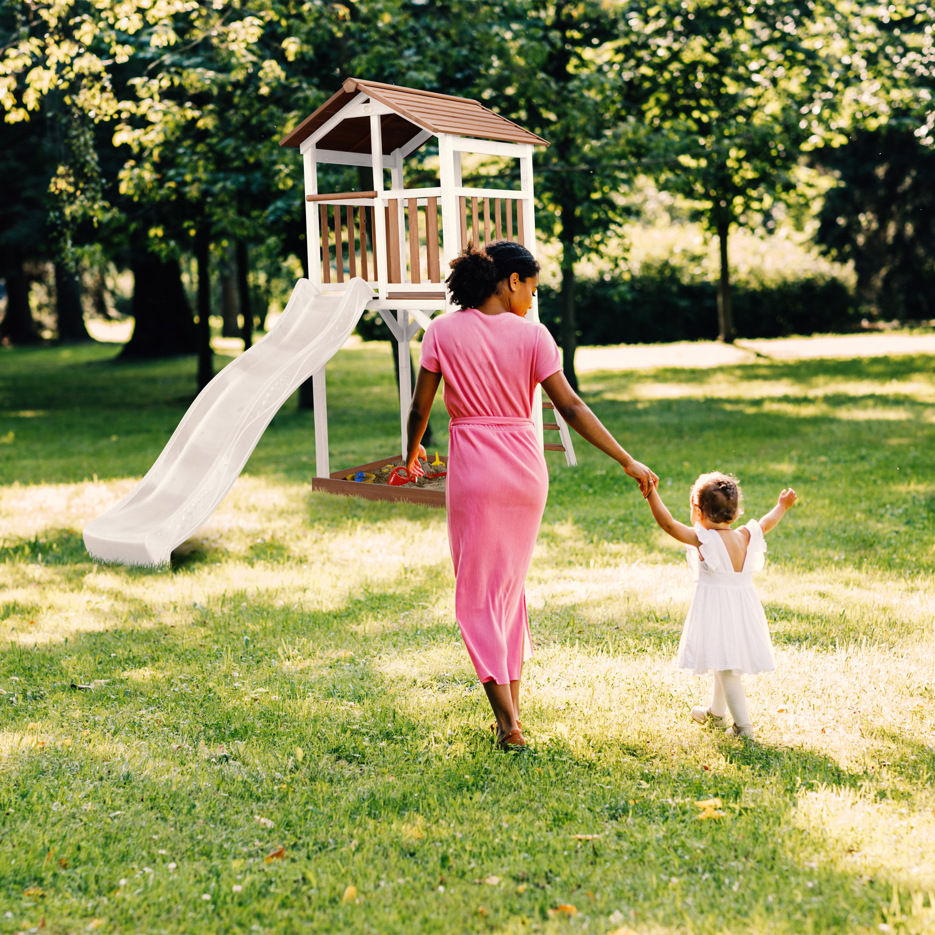 AXI Beach Tower Brown/White - White Slide