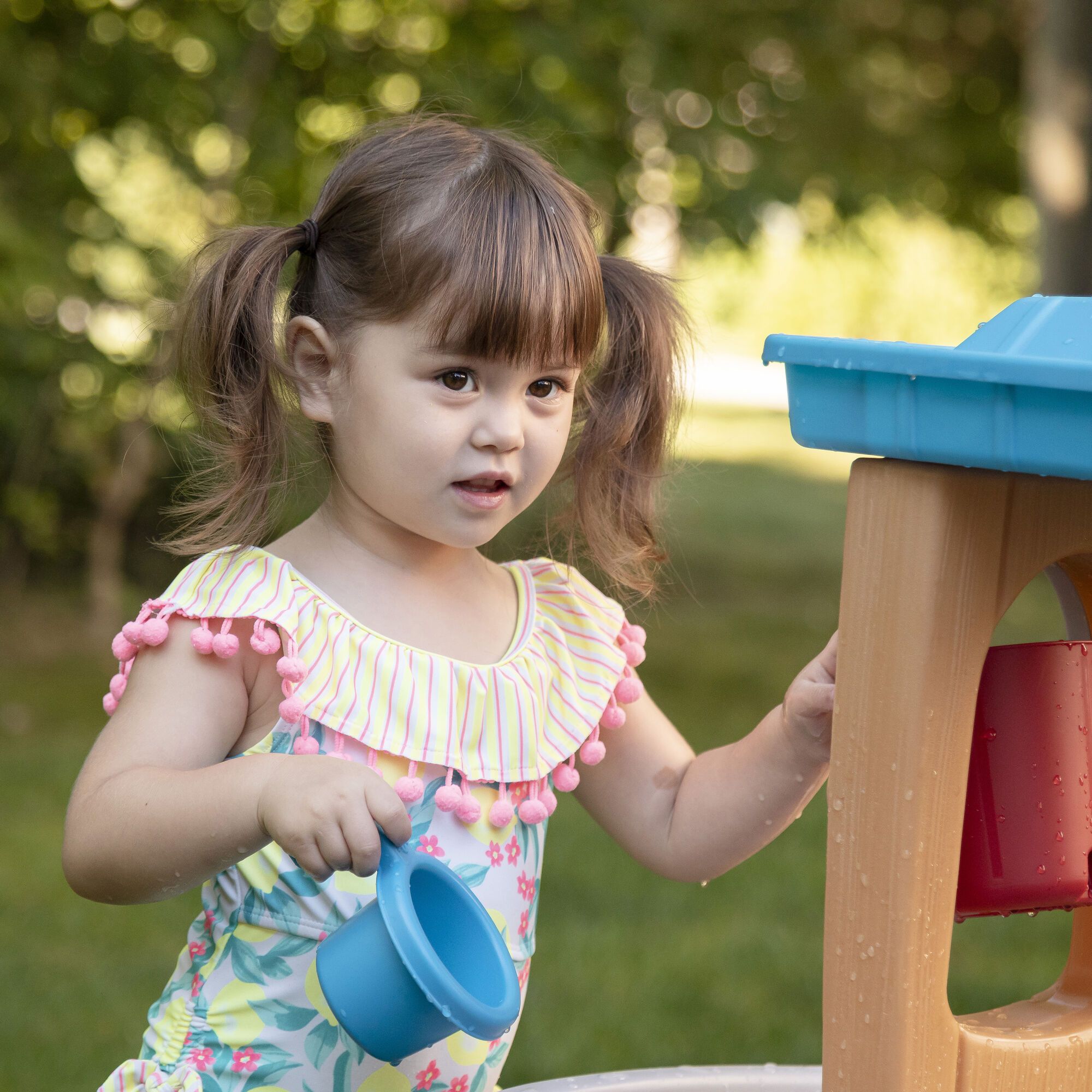 Step2 Rain Showers Splash Tub Water Table