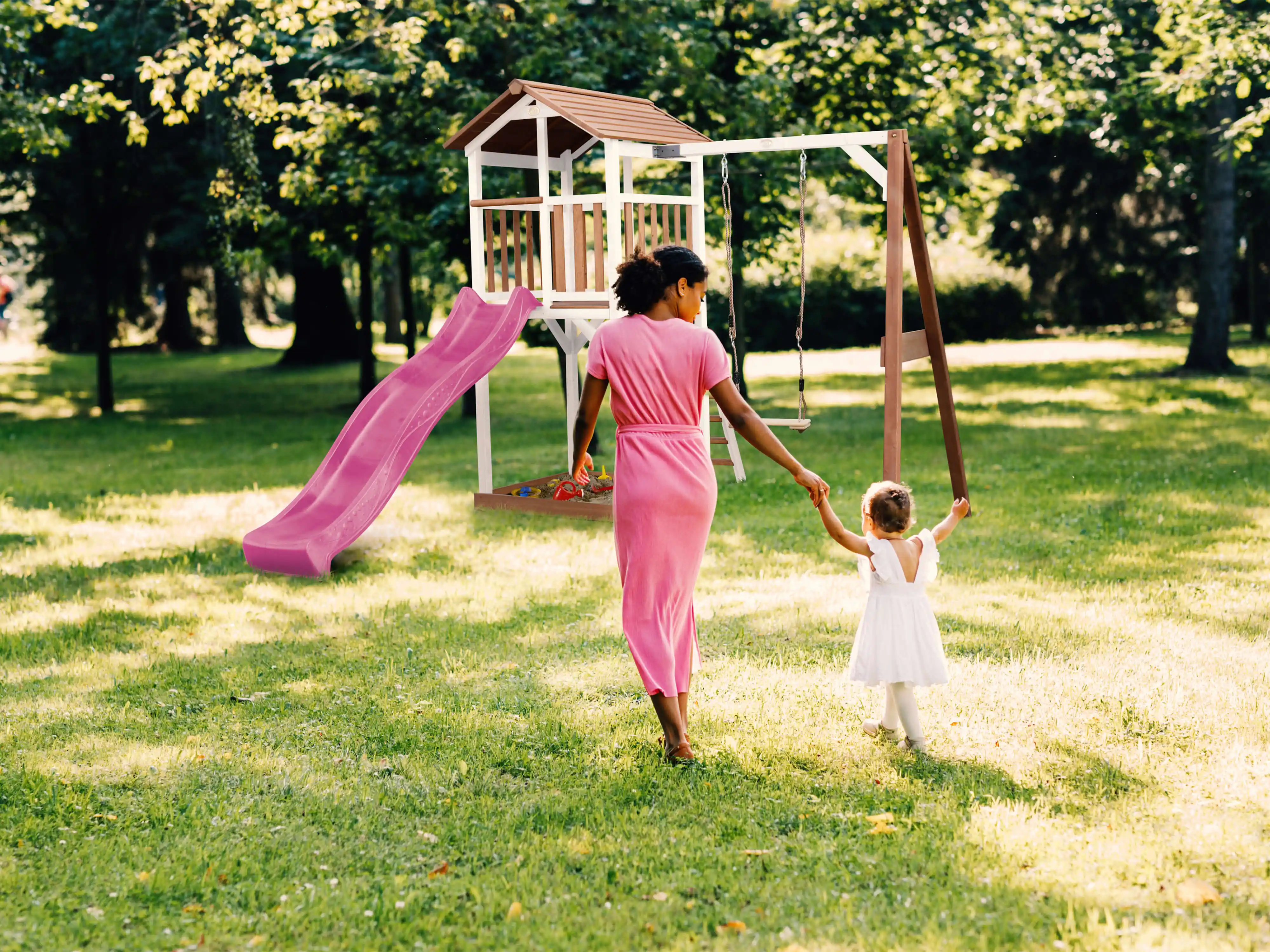 AXI Beach Tower with Single Swing Set Brown/White - Purple Slide