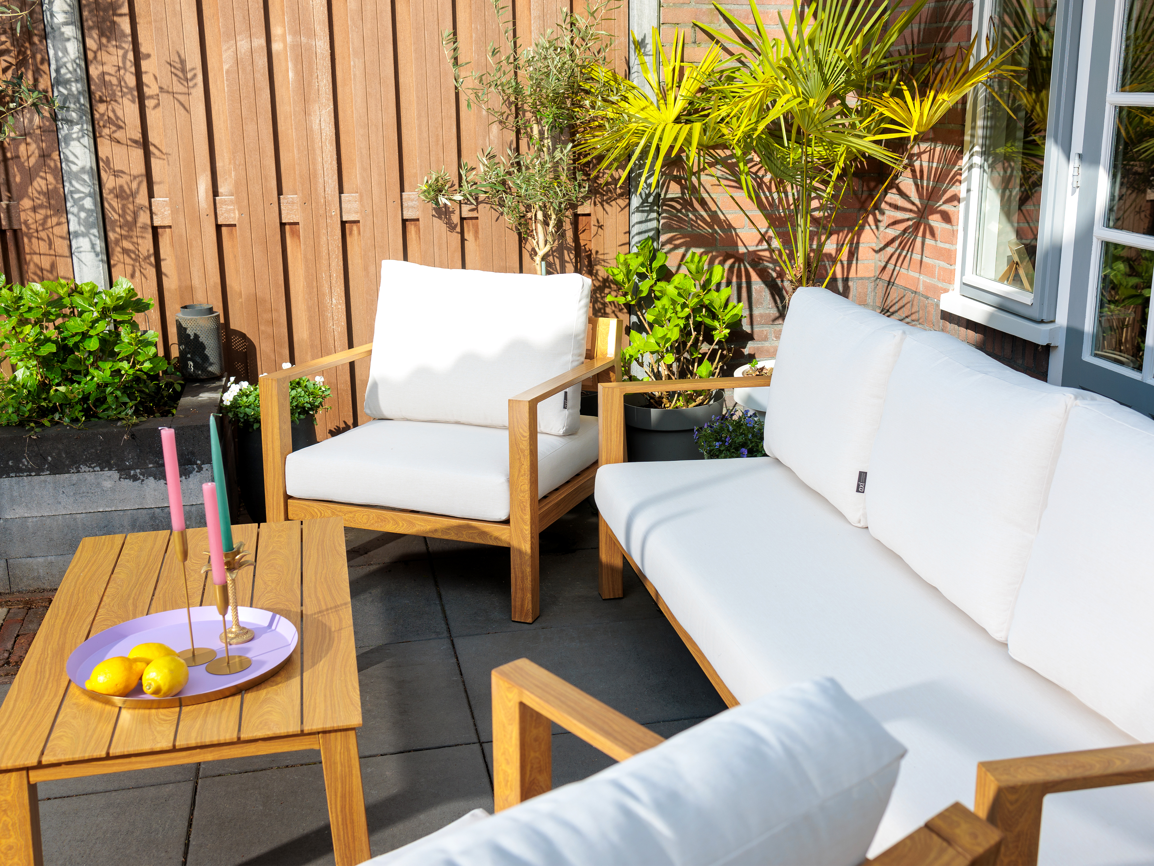 AXI Orla 4-piece Lounge Set with bench. table and 2 chairs - Wood-look/Beige