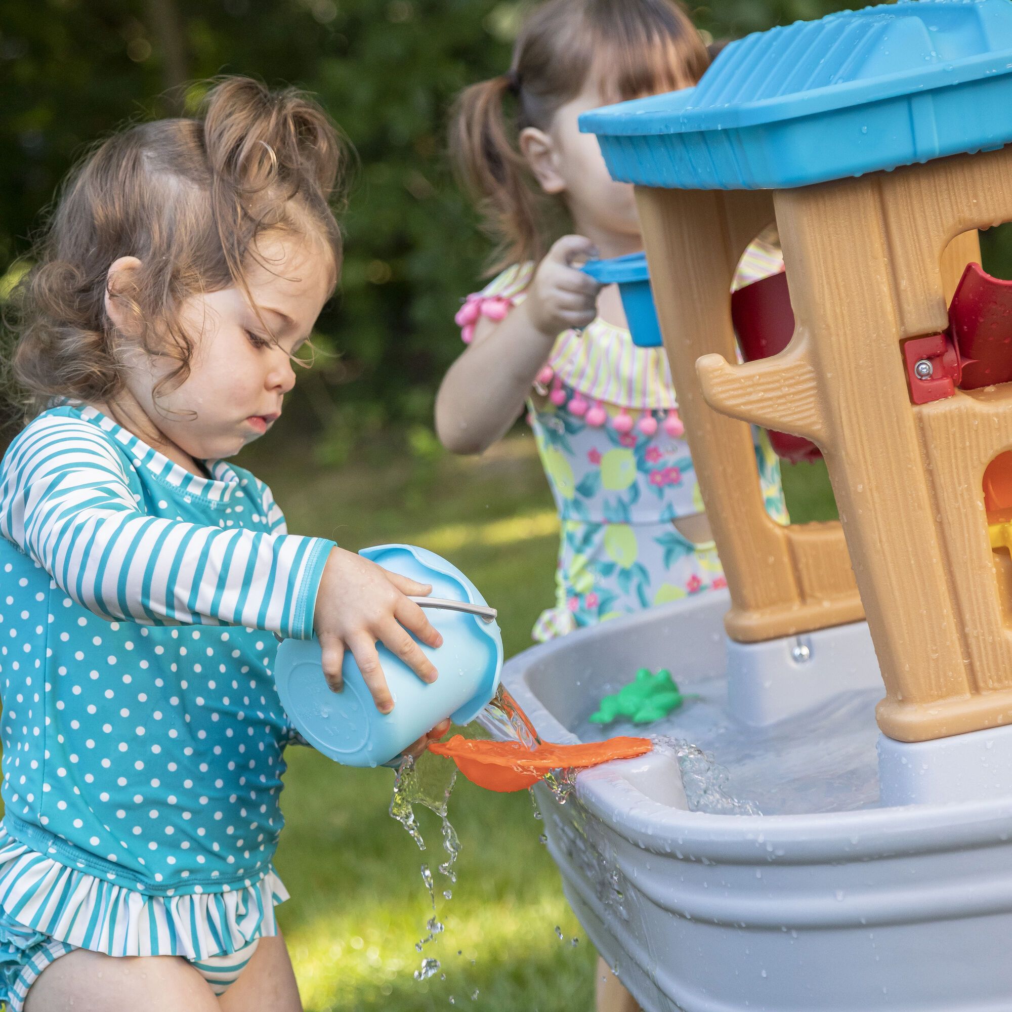 Step2 Rain Showers Splash Tub Water Table