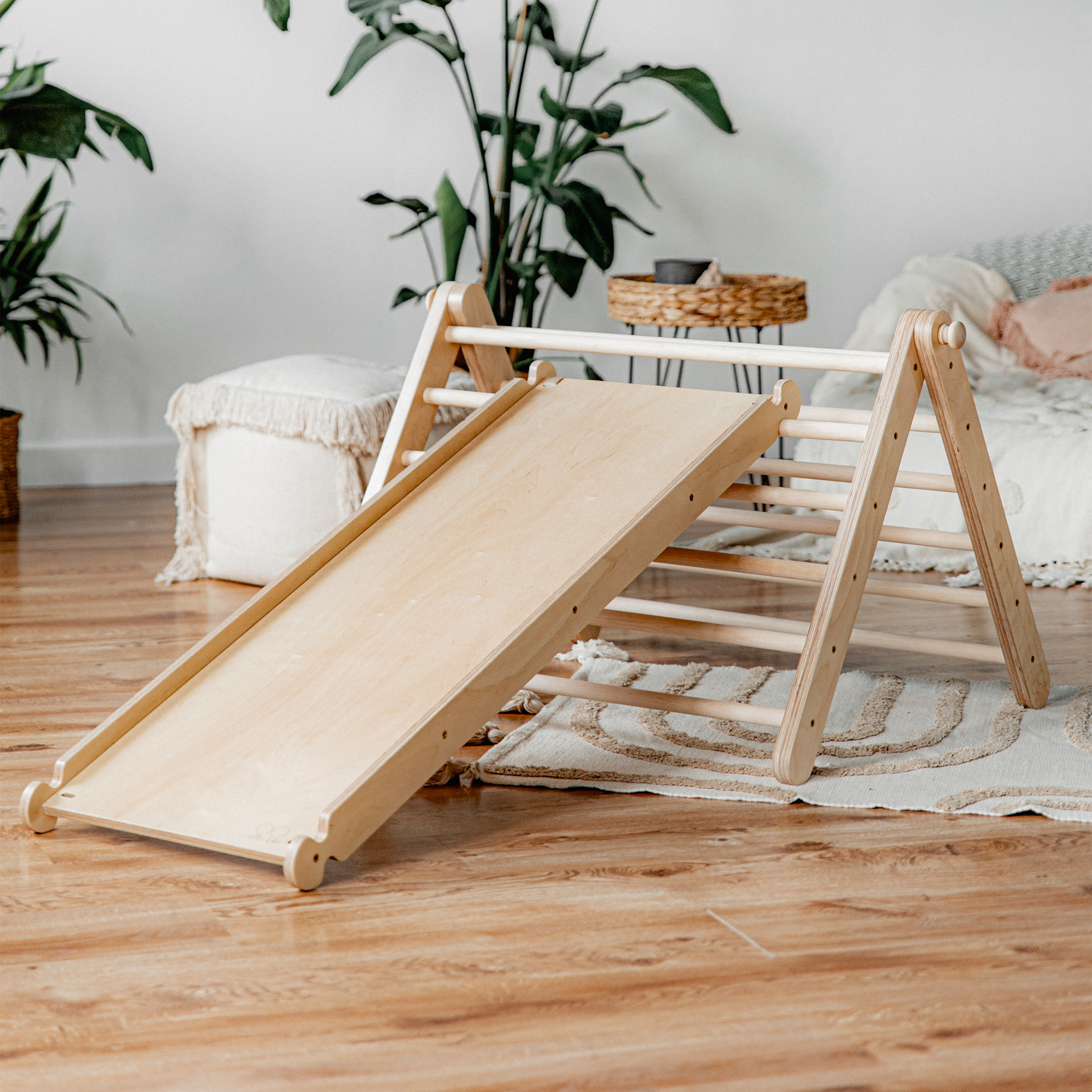 Ette Tete Sipitri wooden Climbing Triangle with Slide