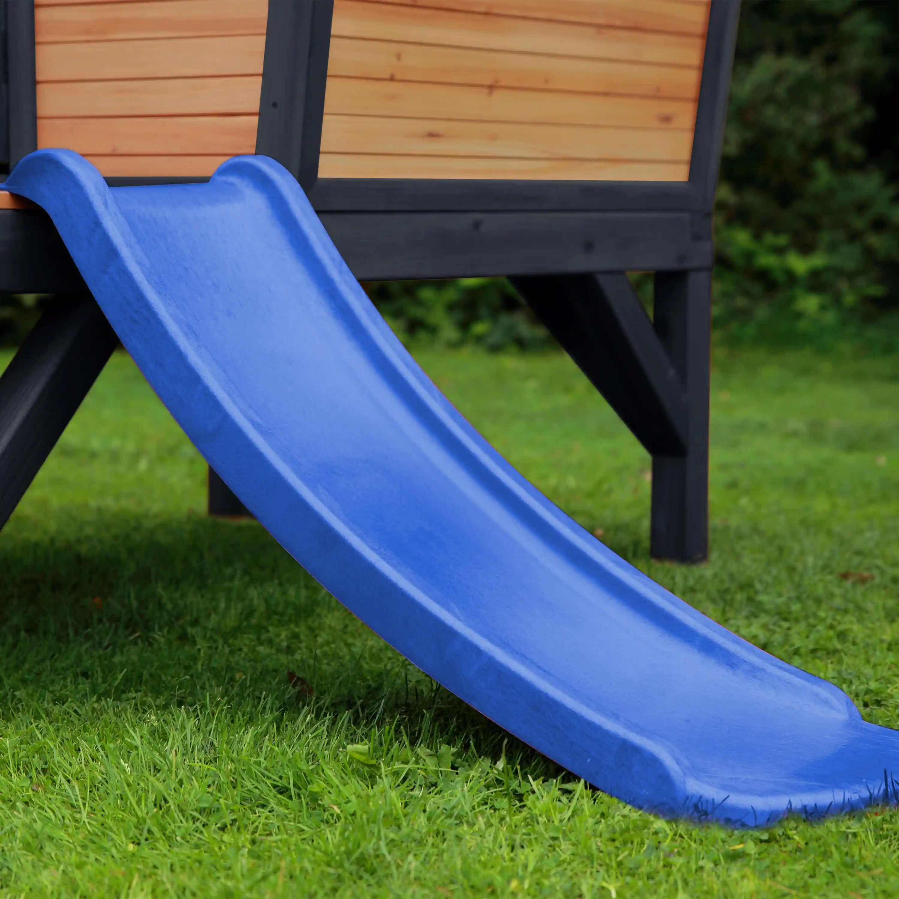 AXI Robin Playhouse Brown/Anthracite - Blue Slide