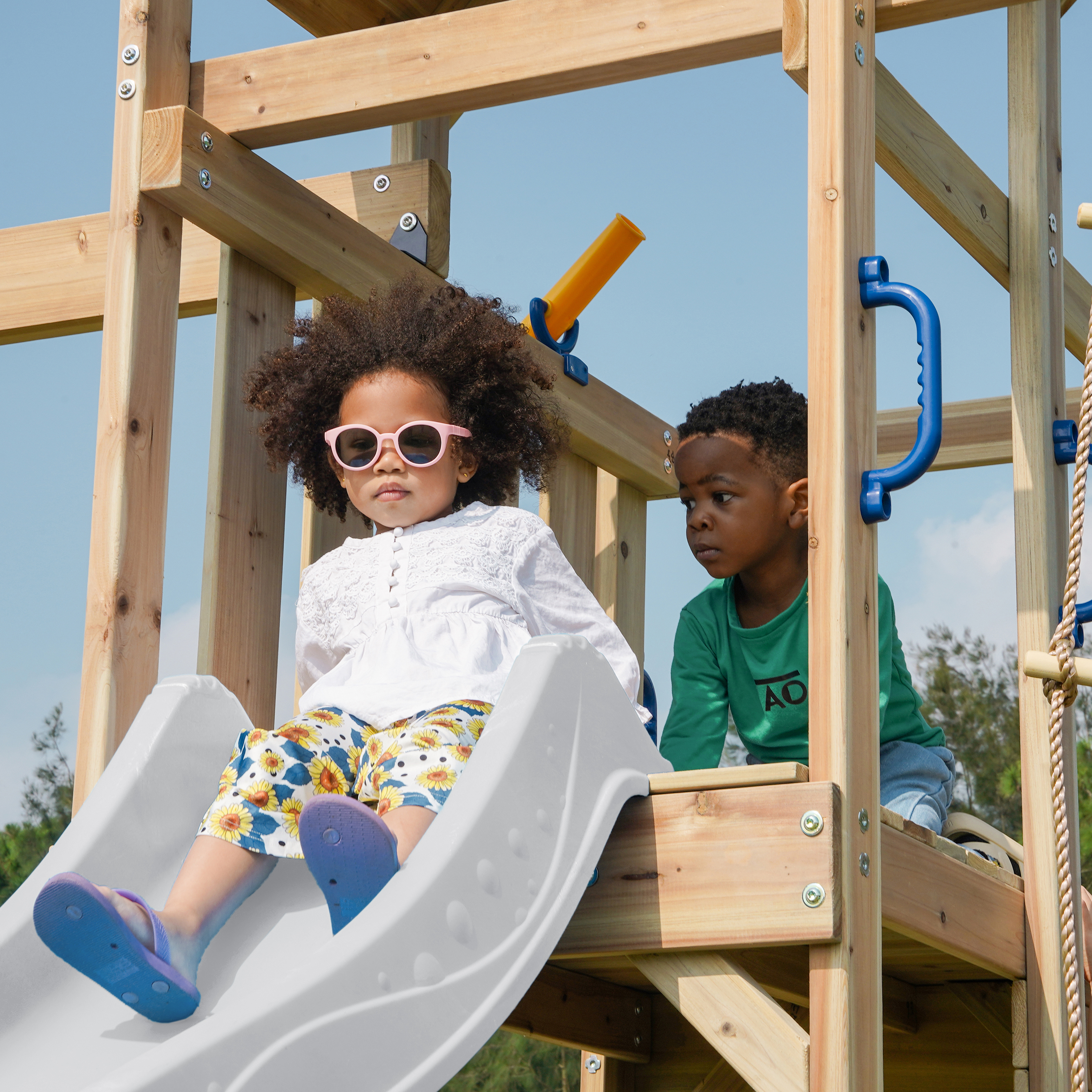 AXI Moos Climbing Frame with Double Swing Set - White Slide