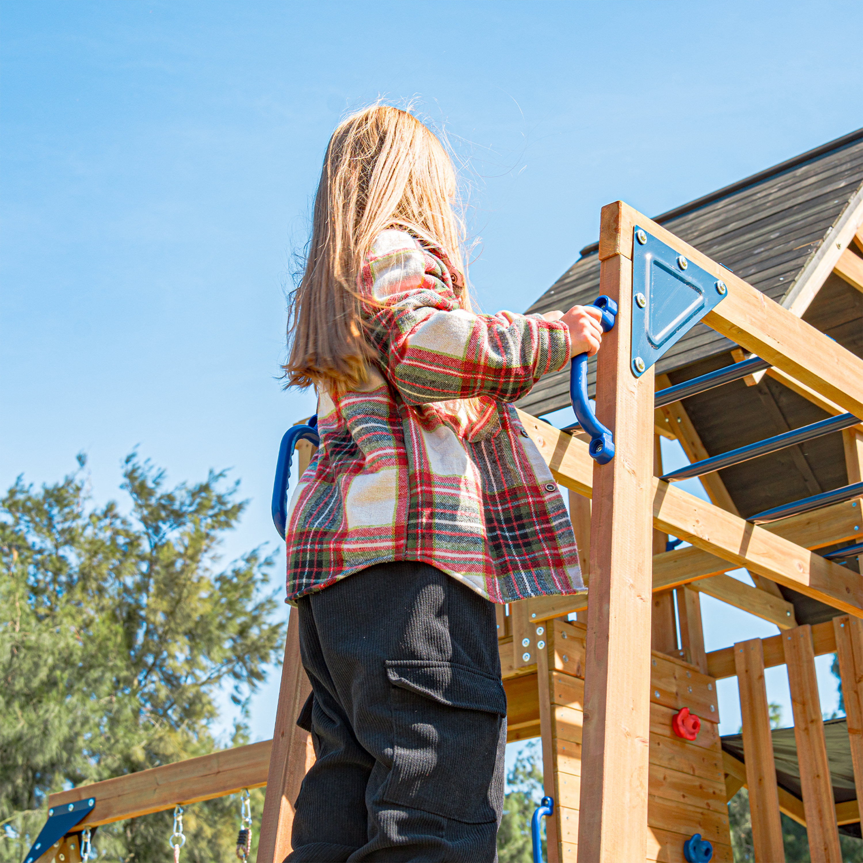 AXI Mitch Climbing Frame with Double Swing, Trapeze and Lookout Tower – Red Slide