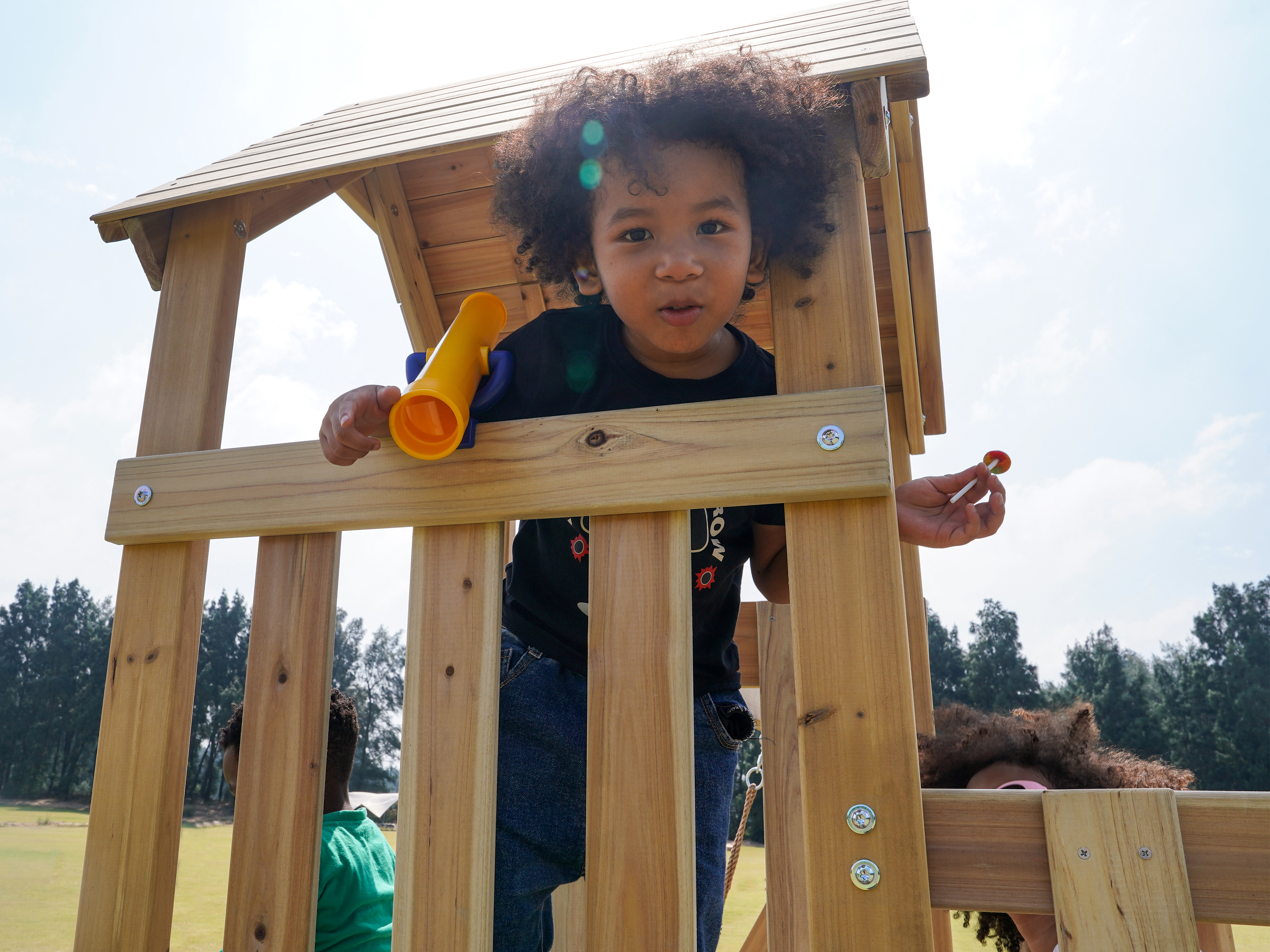 AXI Mette Climbing Frame with Double Swing Set and Picnic Table - White Slide