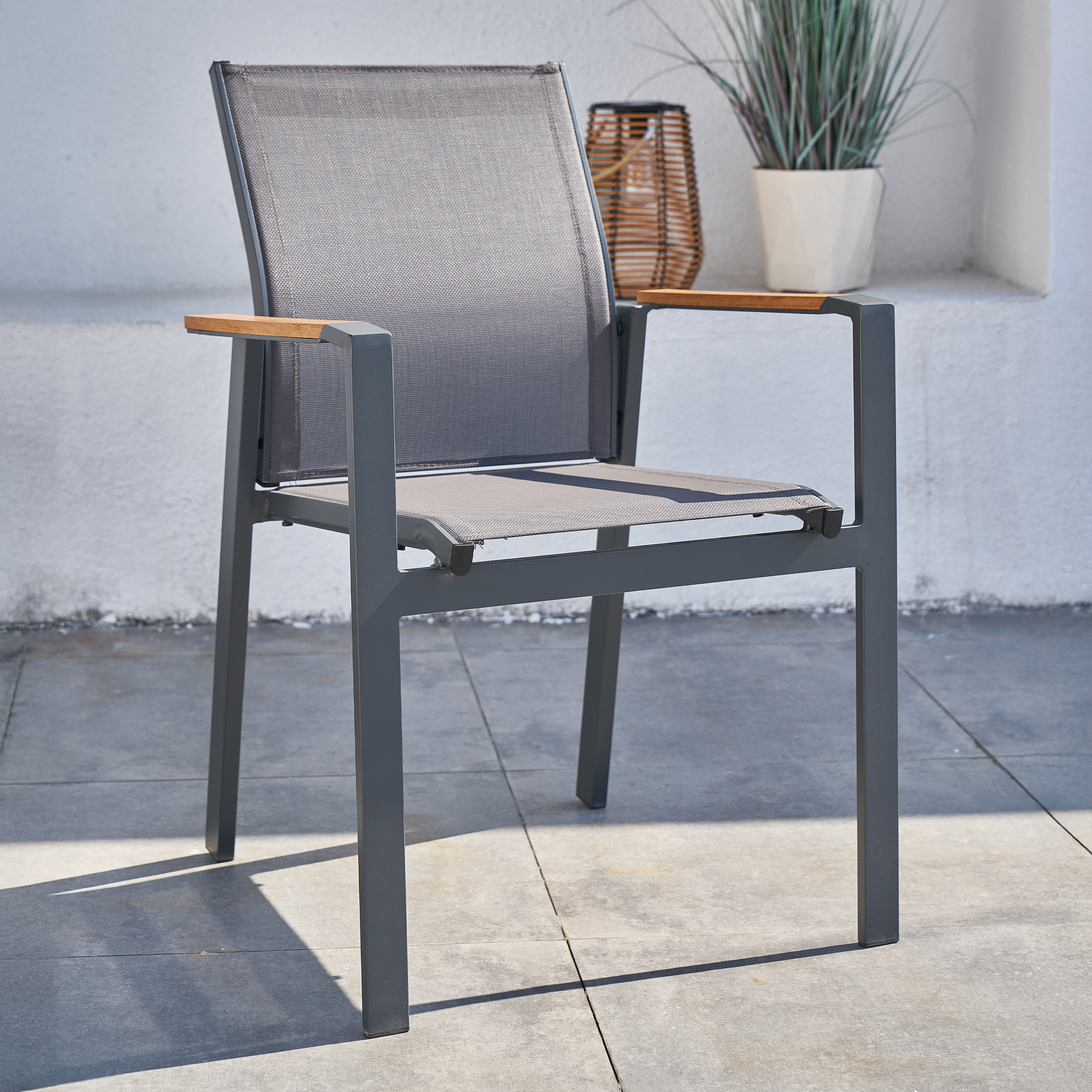AXI Alva Aluminium Chairs Anthracite/Teak – Set 2 pieces
