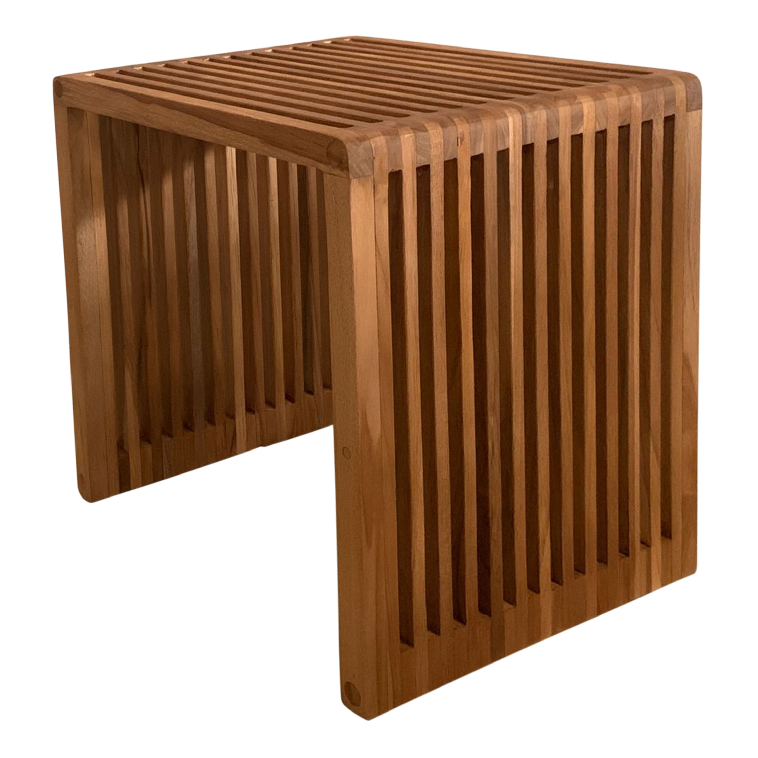 AXI Liane Teak Side Table