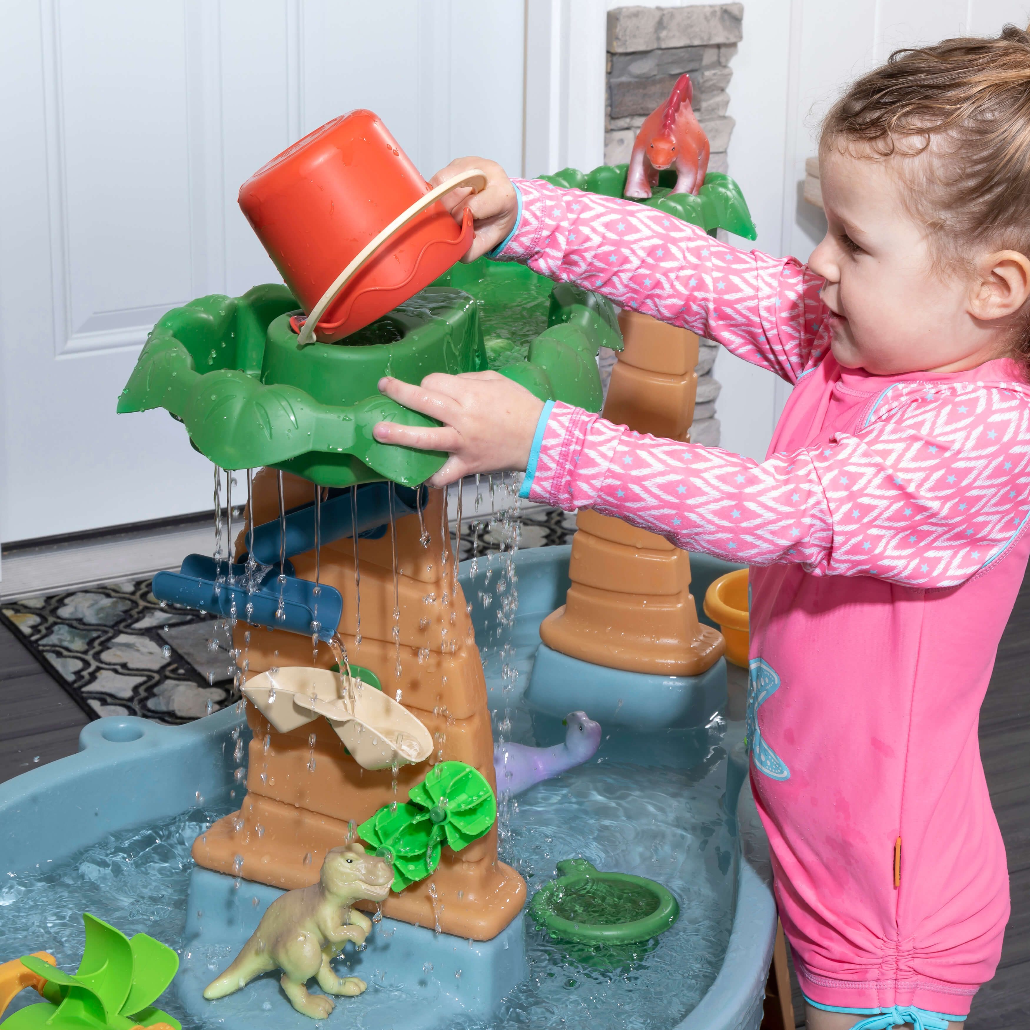 Step2 Dino Showers Water Table