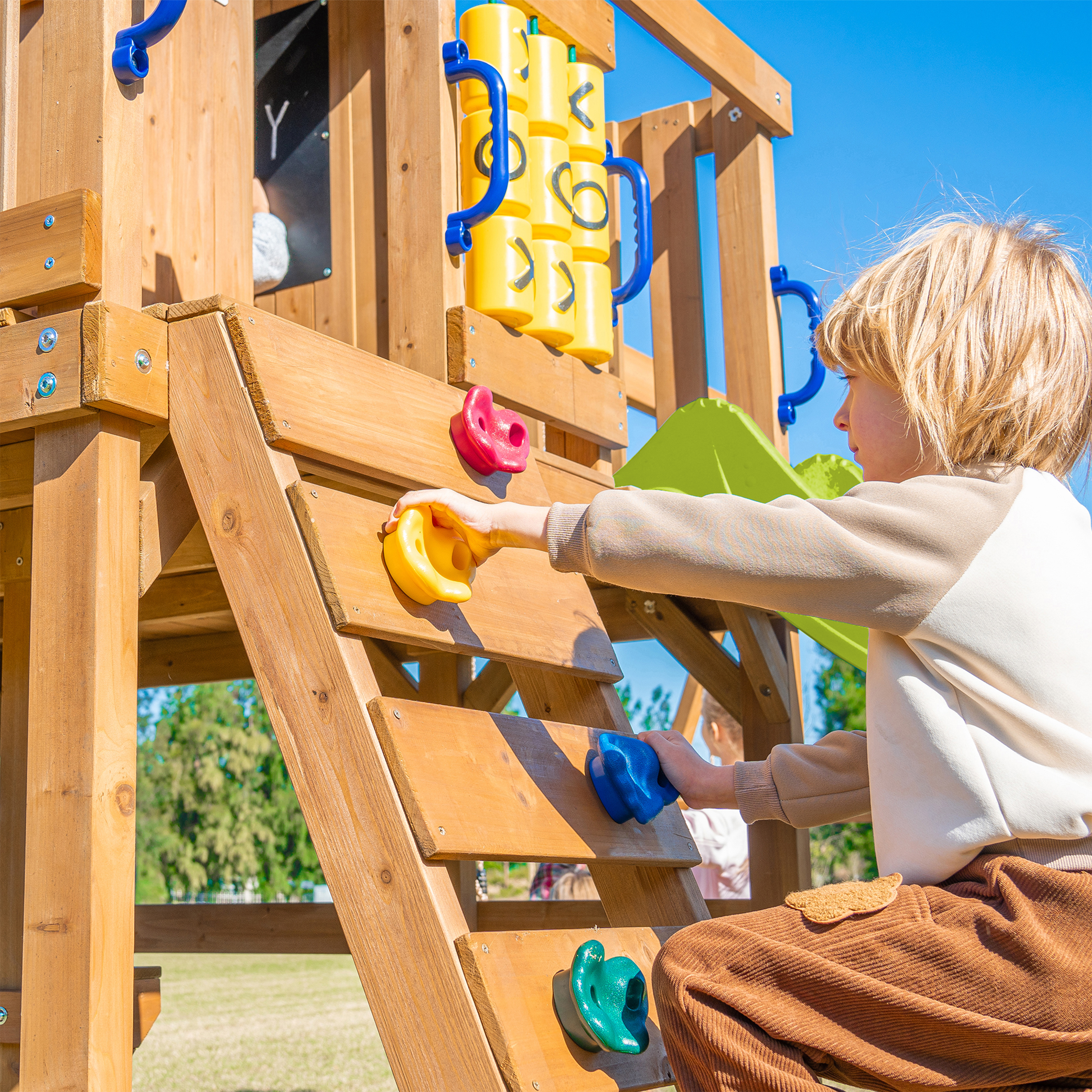 AXI Jack Climbing Frame with Double Swing and Trapeze – Lime Green Slide