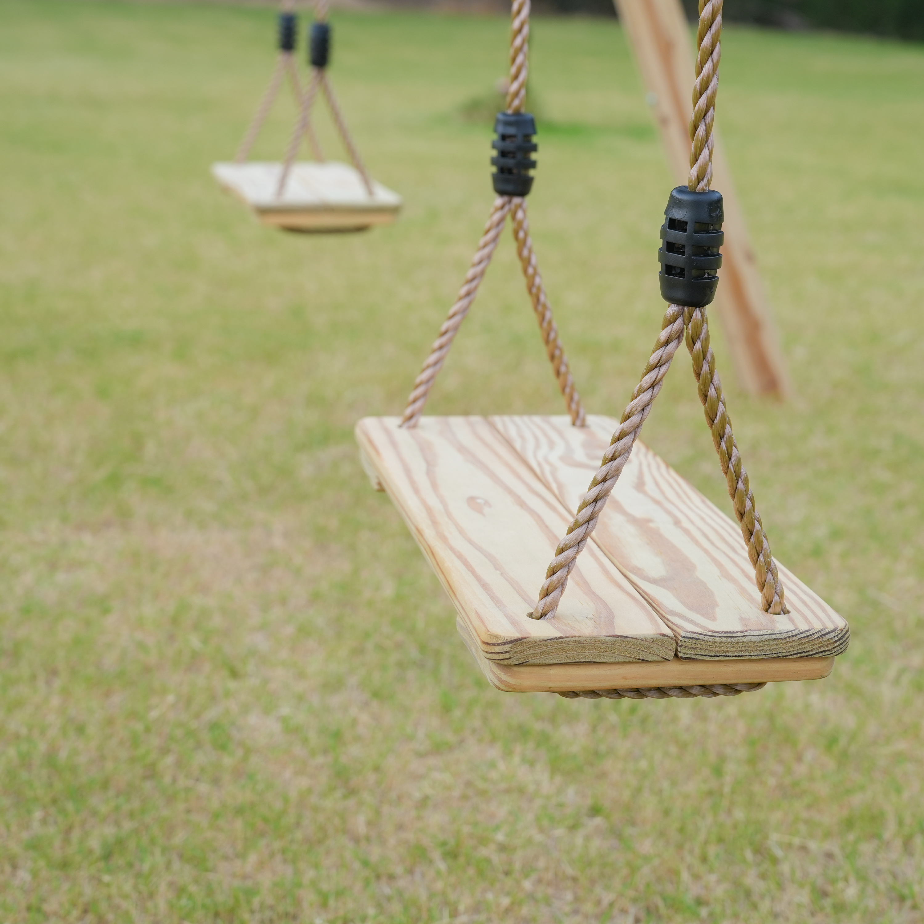 AXI Maya Double Swing Set with Trapeze