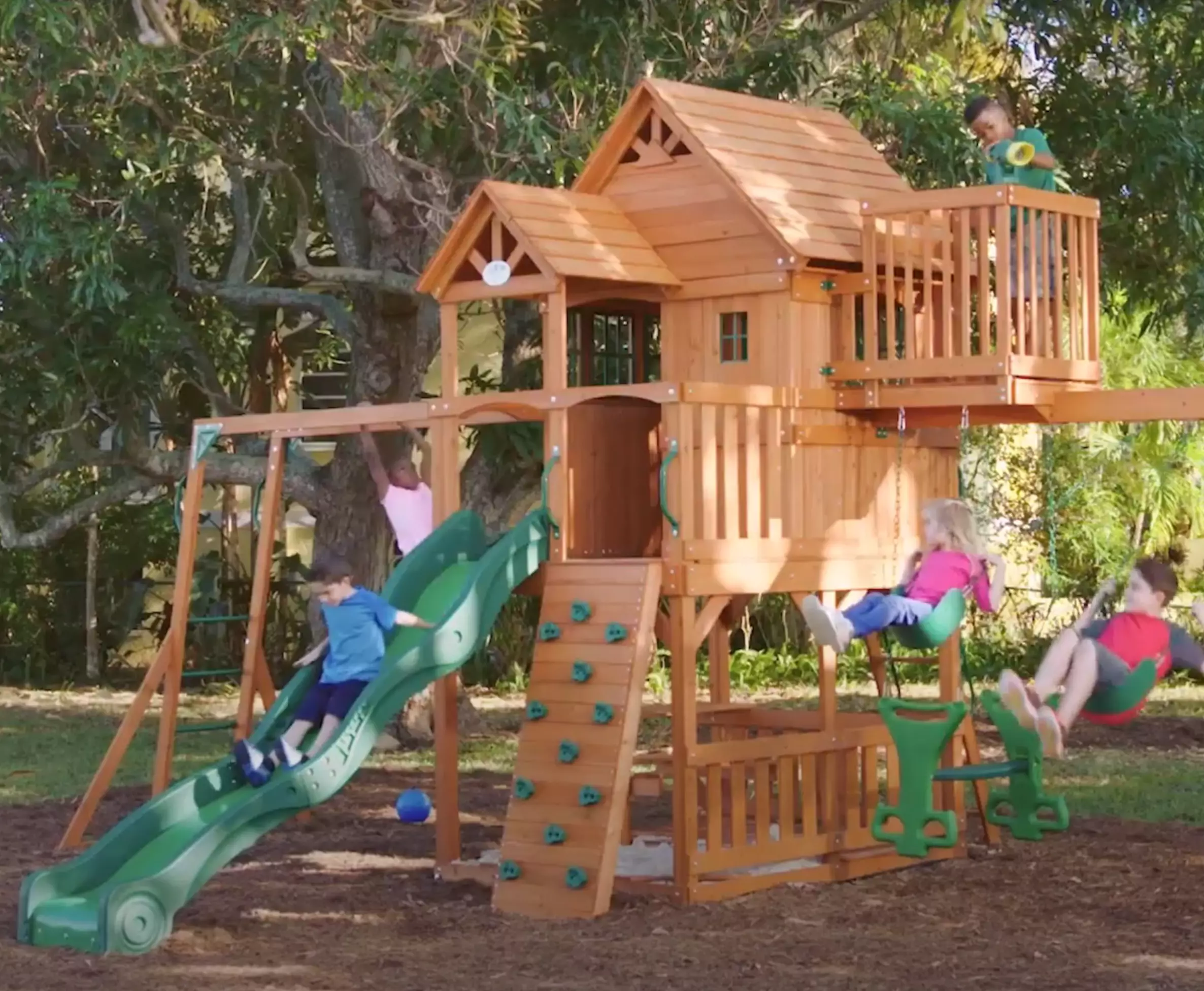 Backyard Discovery Skyfort II Climbing Frame