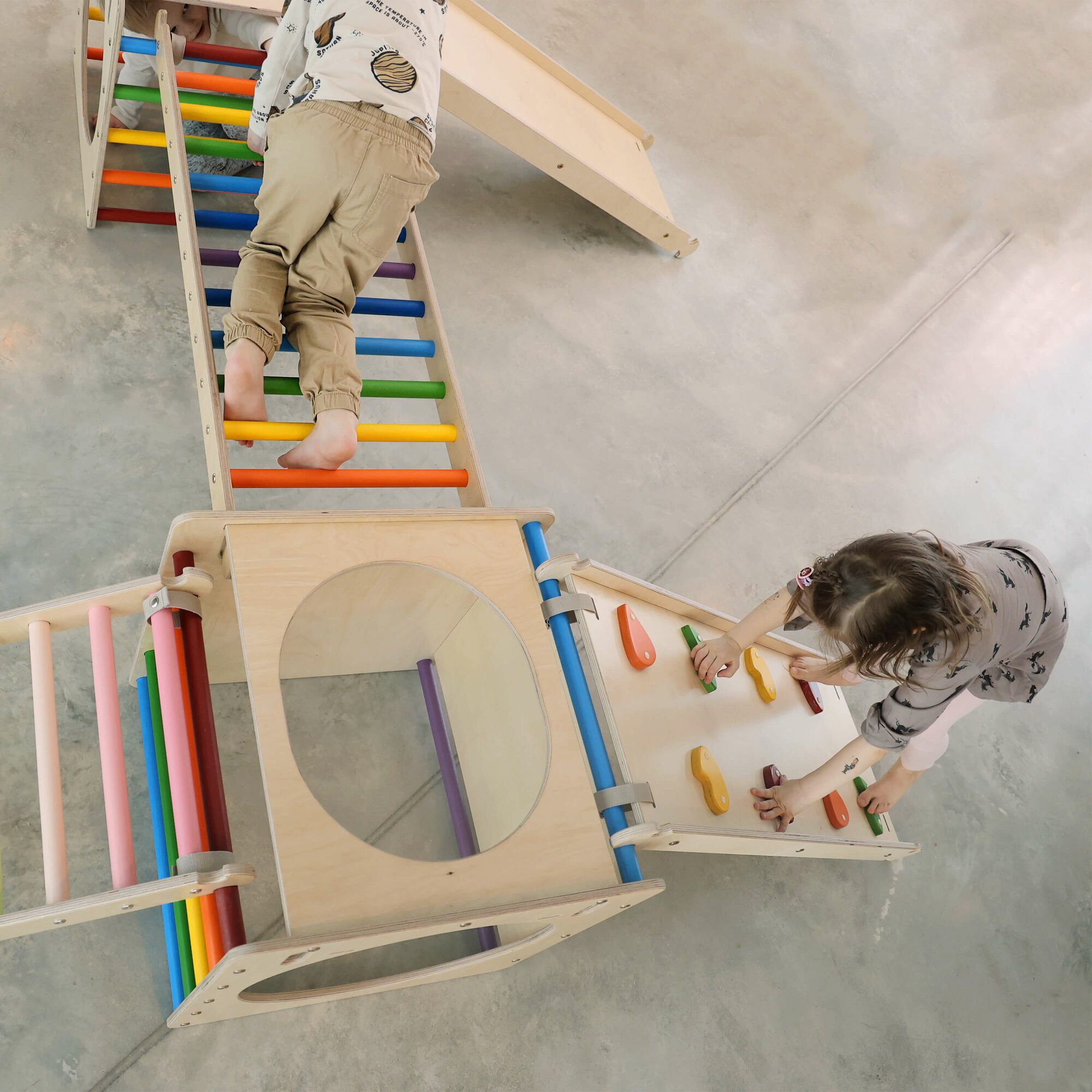 KateHaa Wooden Activity Cube with Ladder and Climbing Wall - Rainbow