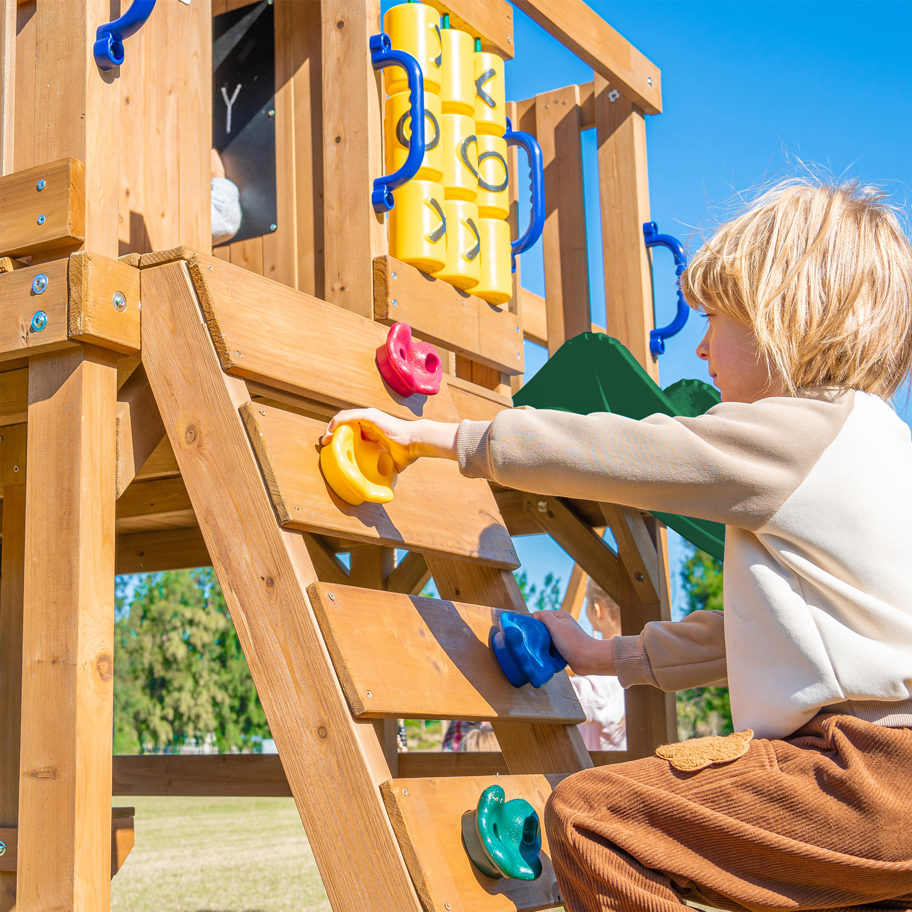AXI Jack Climbing Frame with Double Swing and Trapeze – Green Slide