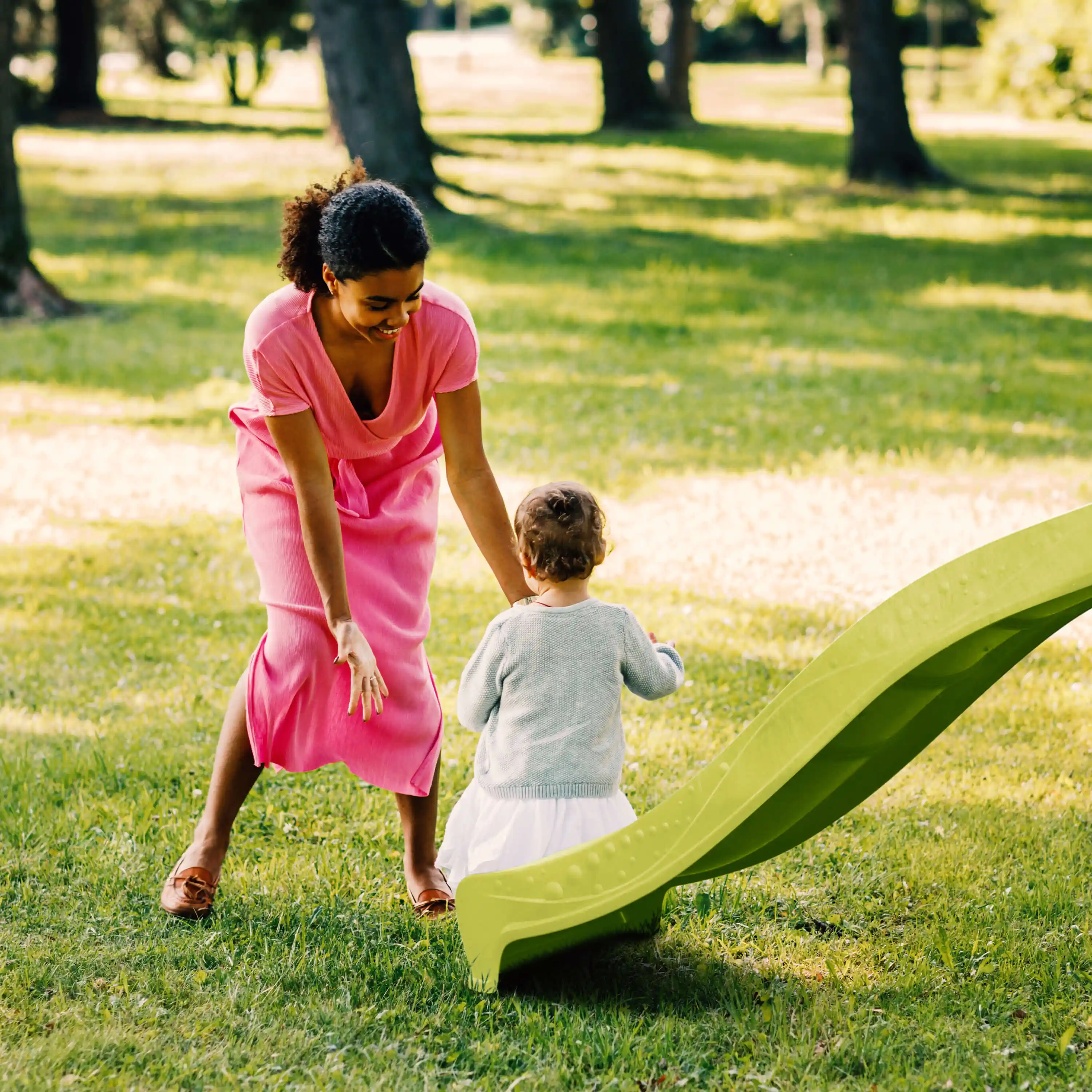 AXI Beach Tower with Summer Nest Swing Set Brown - Lime Green Slide