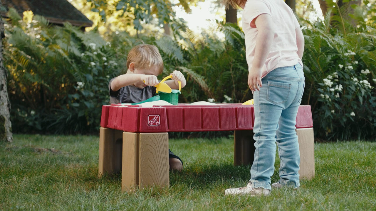 Step2 Naturally Playful Sand Table