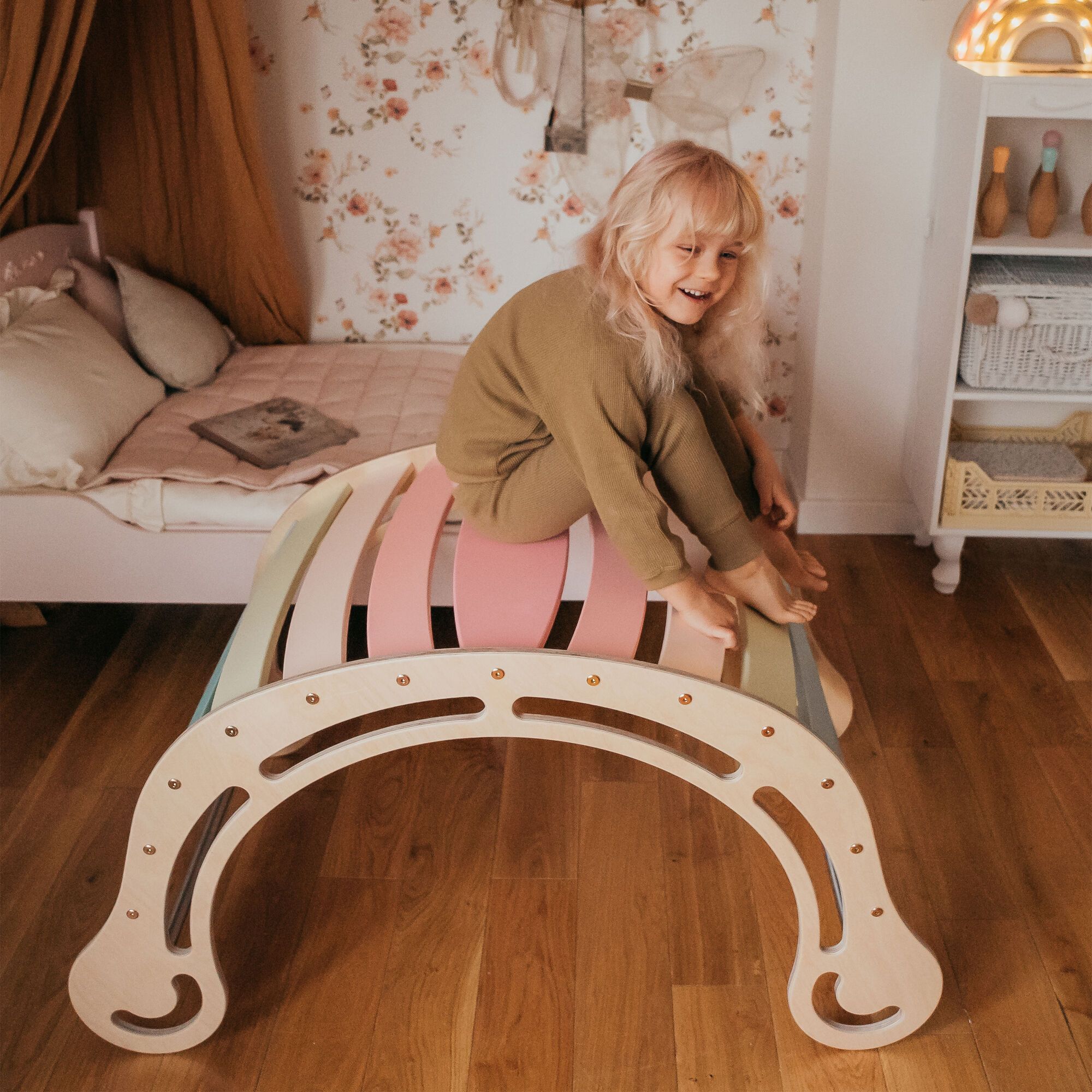 KateHaa Wooden XXL Rocker - Pastel