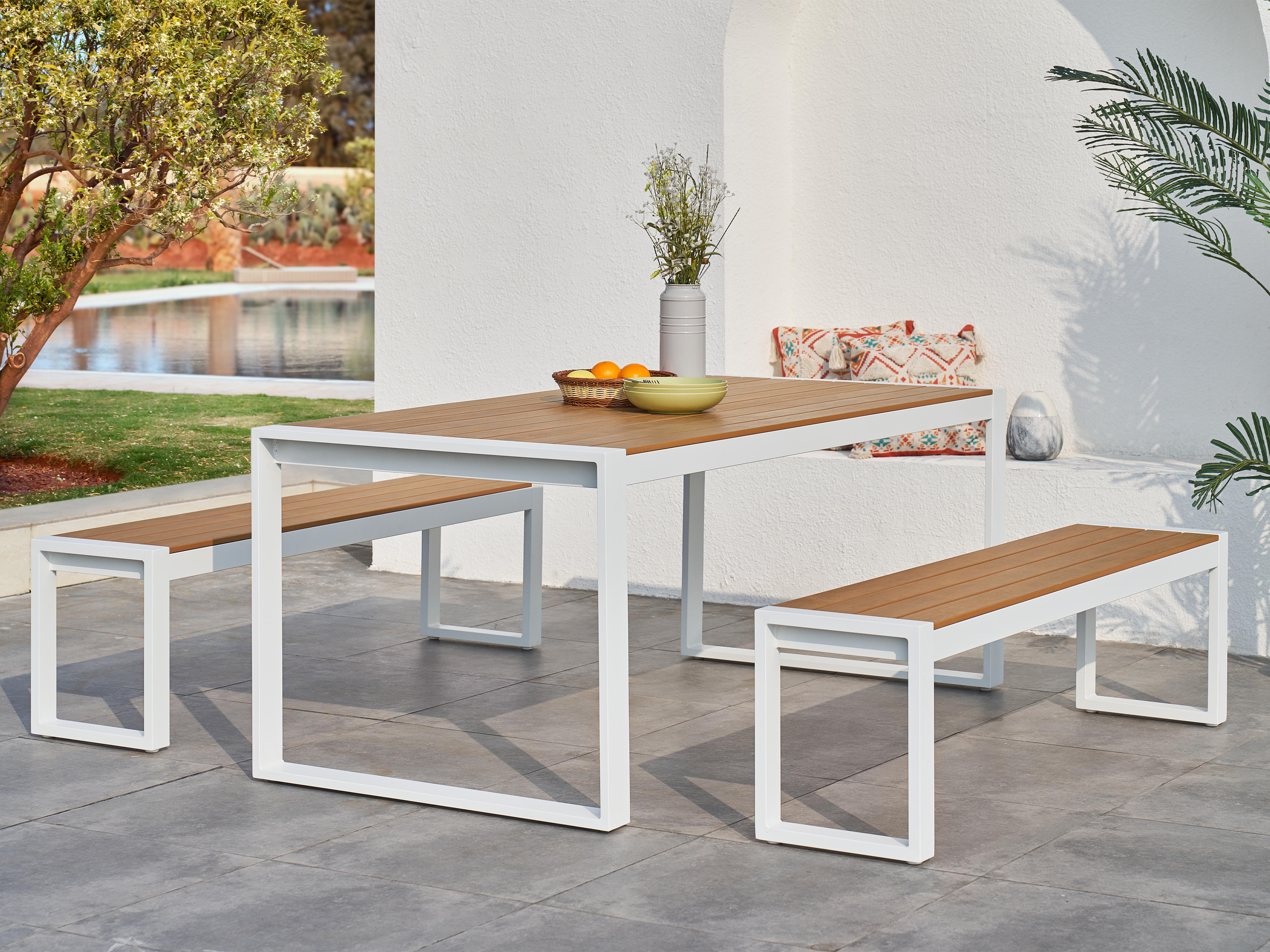 AXI Tony Garden Set with 2 benches - White/Teak-look Polywood