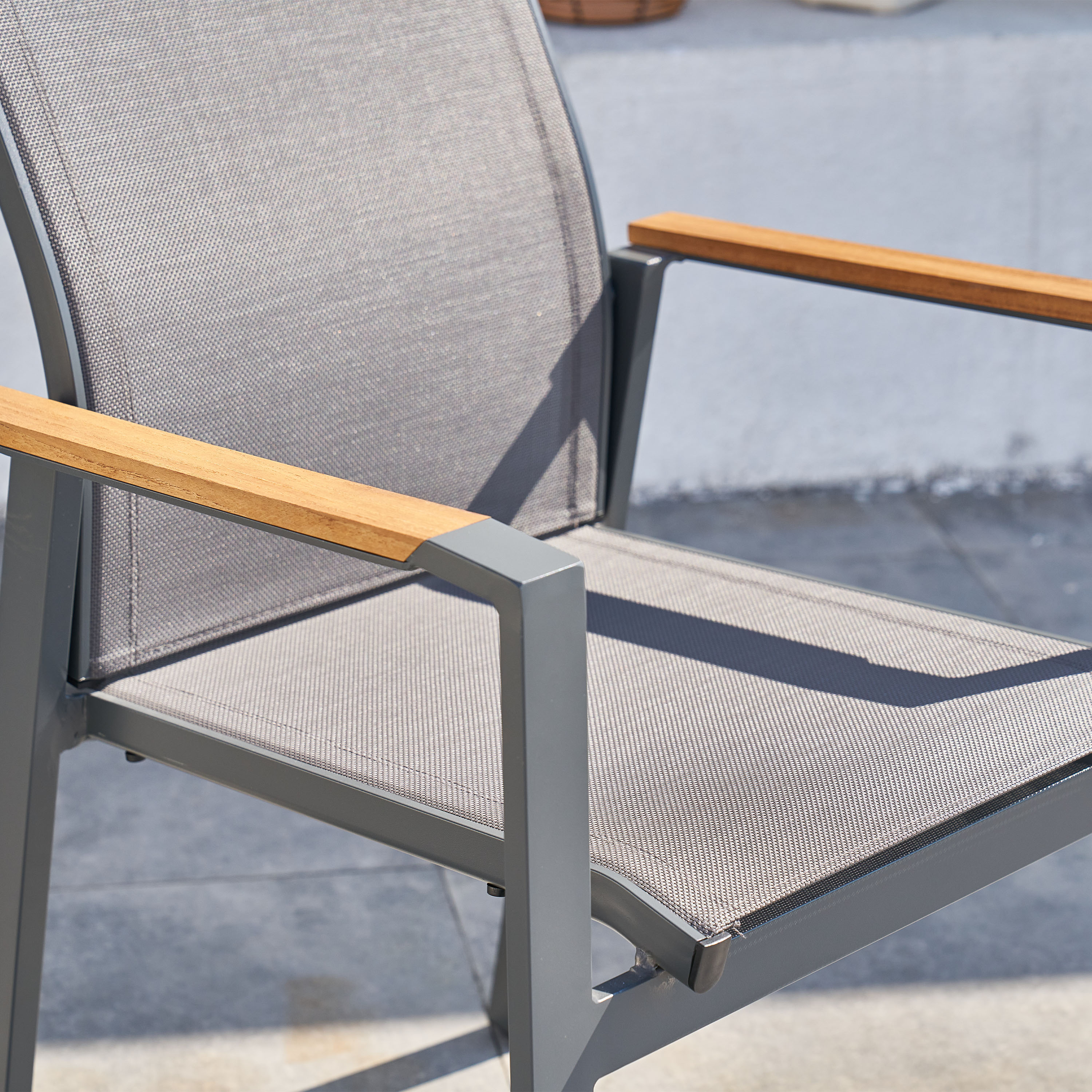 AXI Alva Aluminium Chairs Antracite/Teak – Set 4 pieces