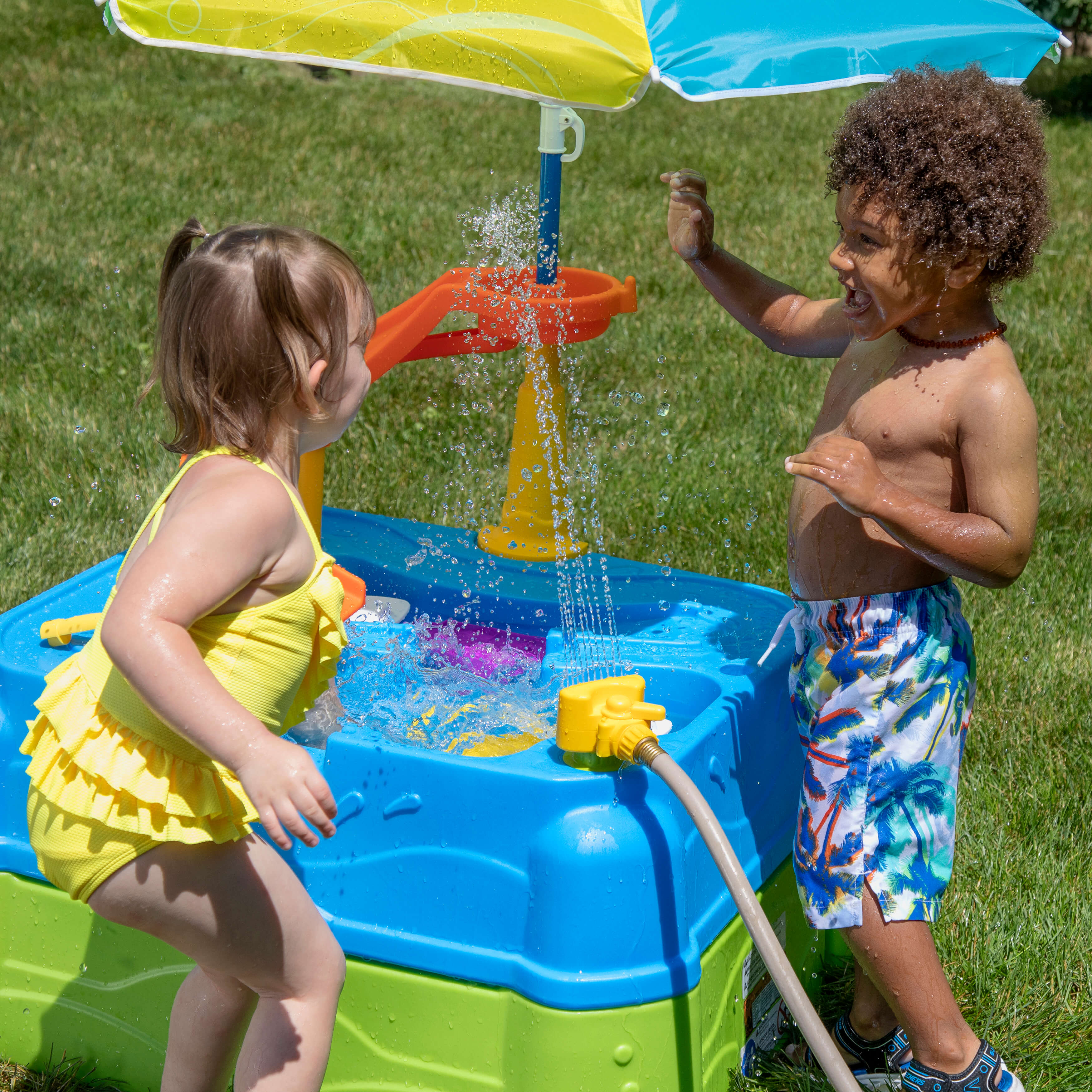 Step2 Waterpark Wonders Two-Tier Water Table