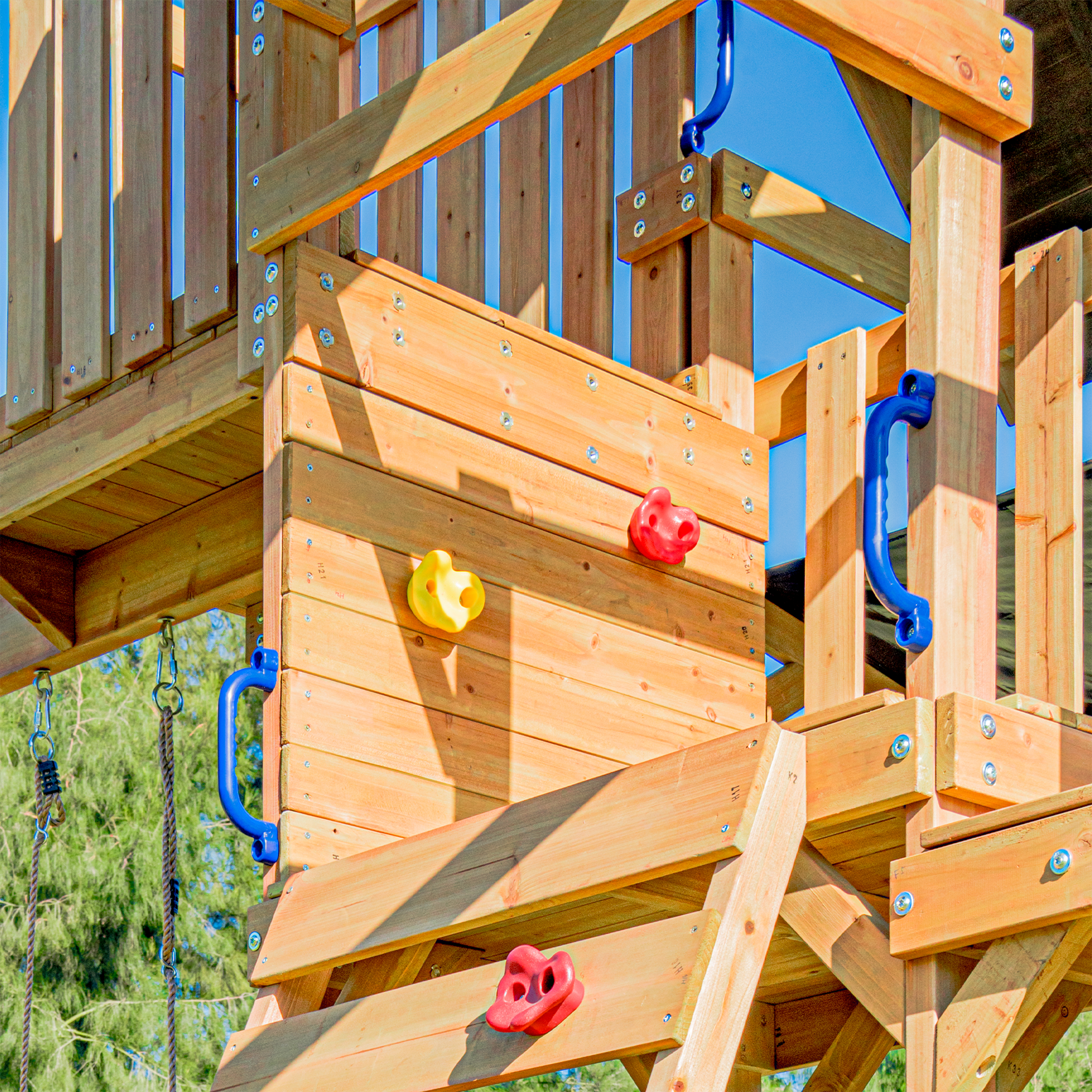 AXI Mitch Climbing Frame with Double Swing, Trapeze and Lookout Tower – Red Slide