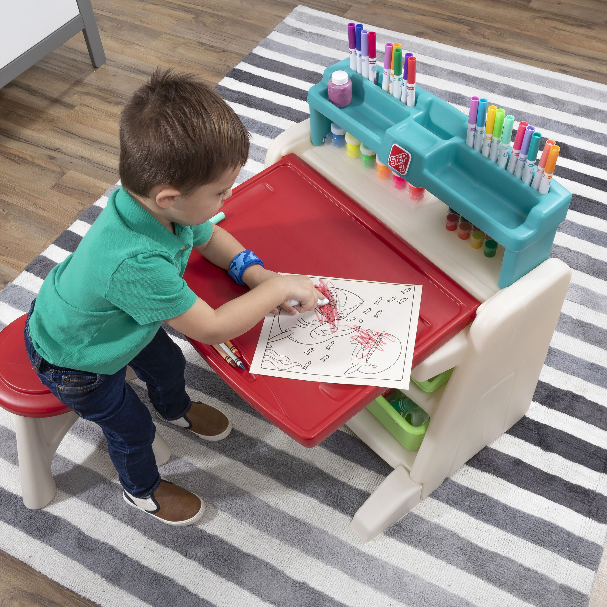 sfeerfoto Step2 Flip & Doodle Easel Desk With Stool