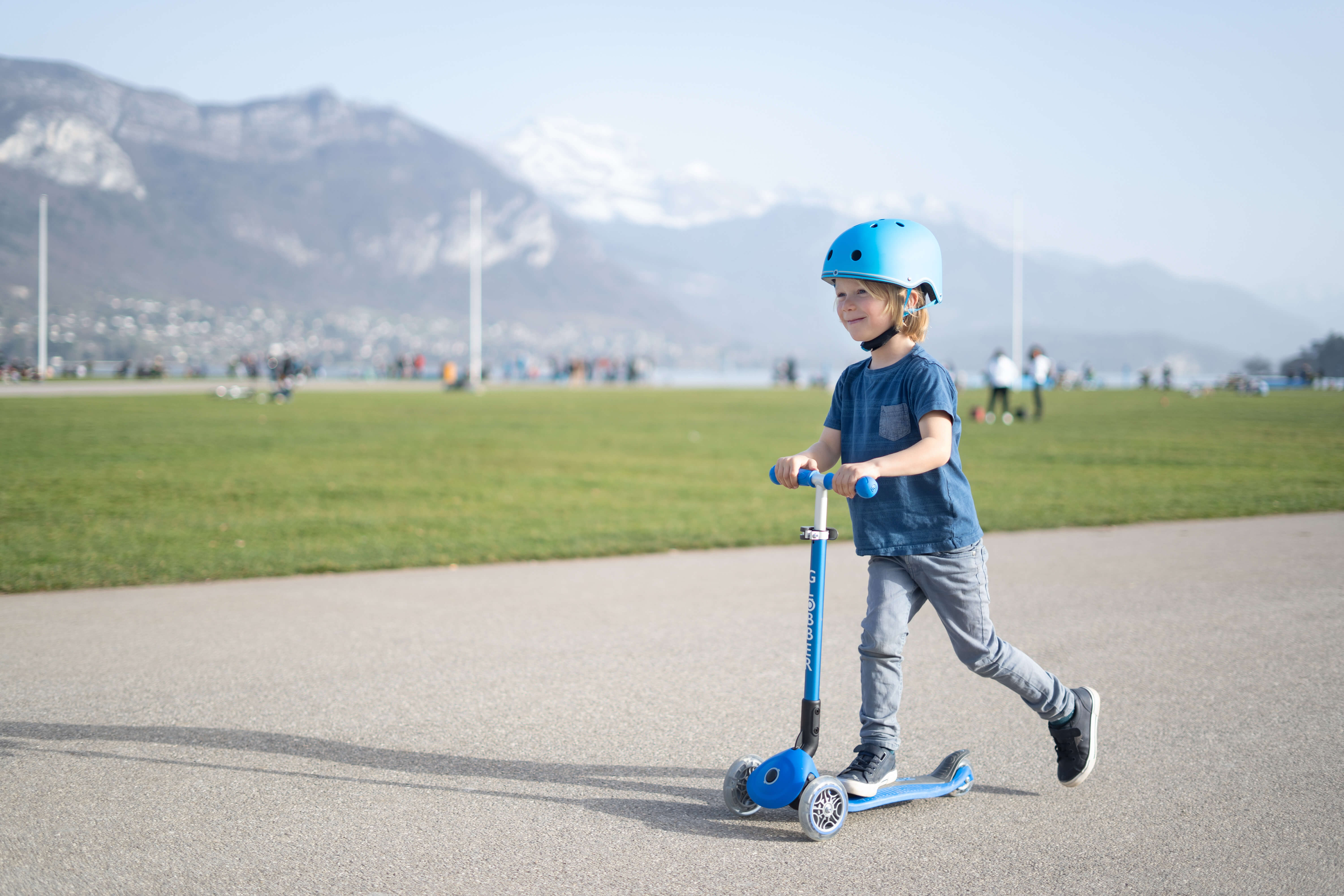 Globber Primo Foldable Lights Scooter - Blue