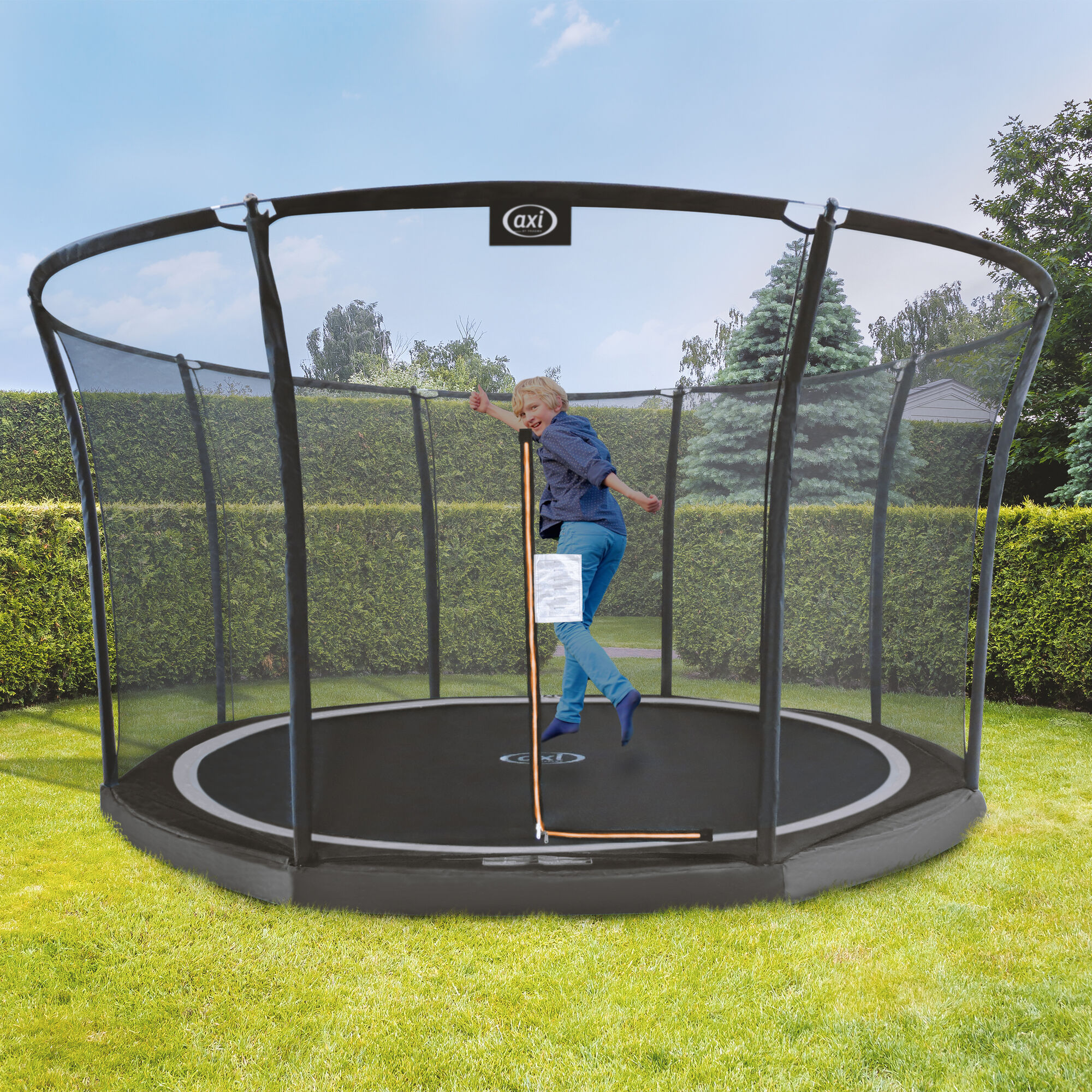 sfeerfoto AXI Denver Trampoline 12ft - Inground - Zwart