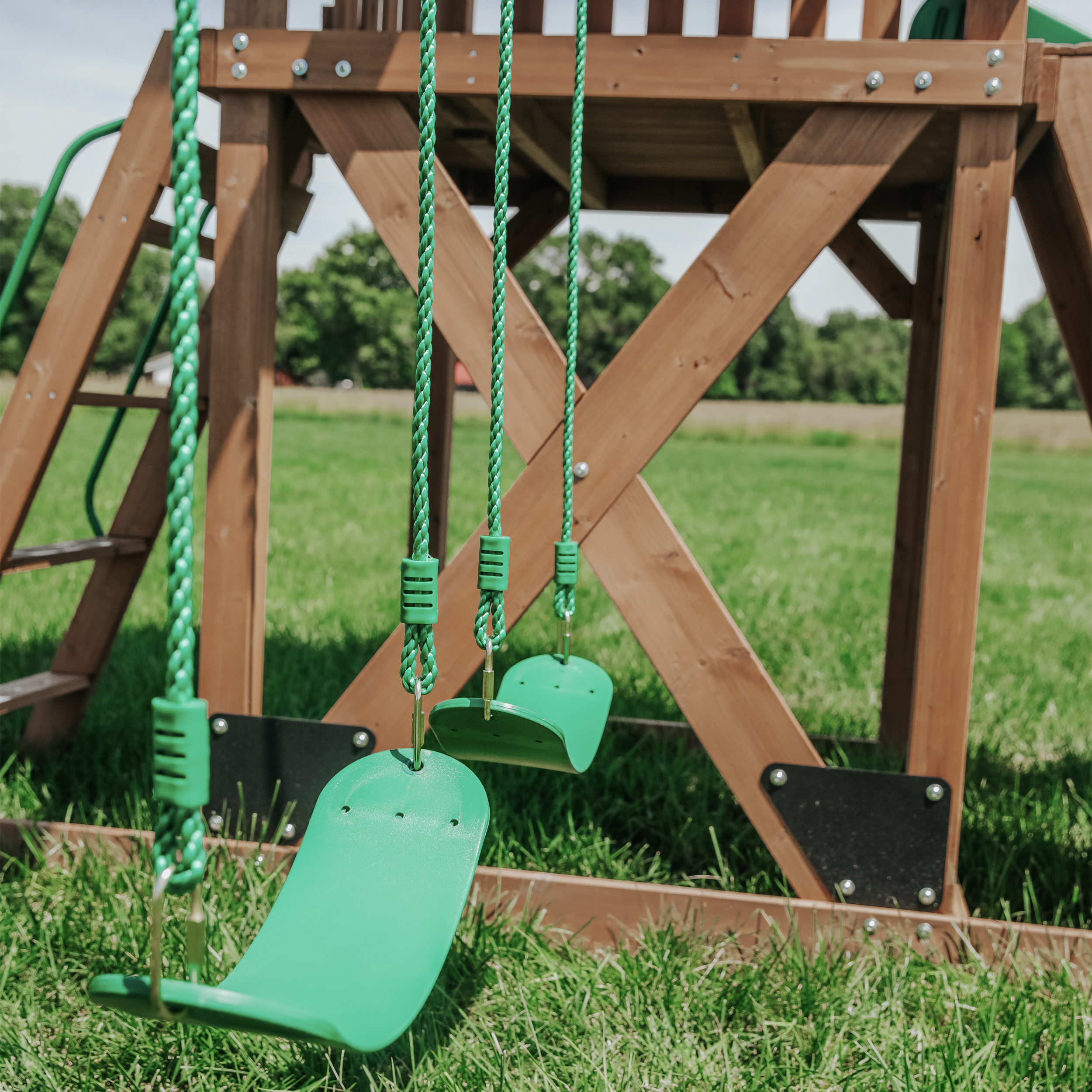 Backyard Discovery Lightning Ridge Climbing Frame