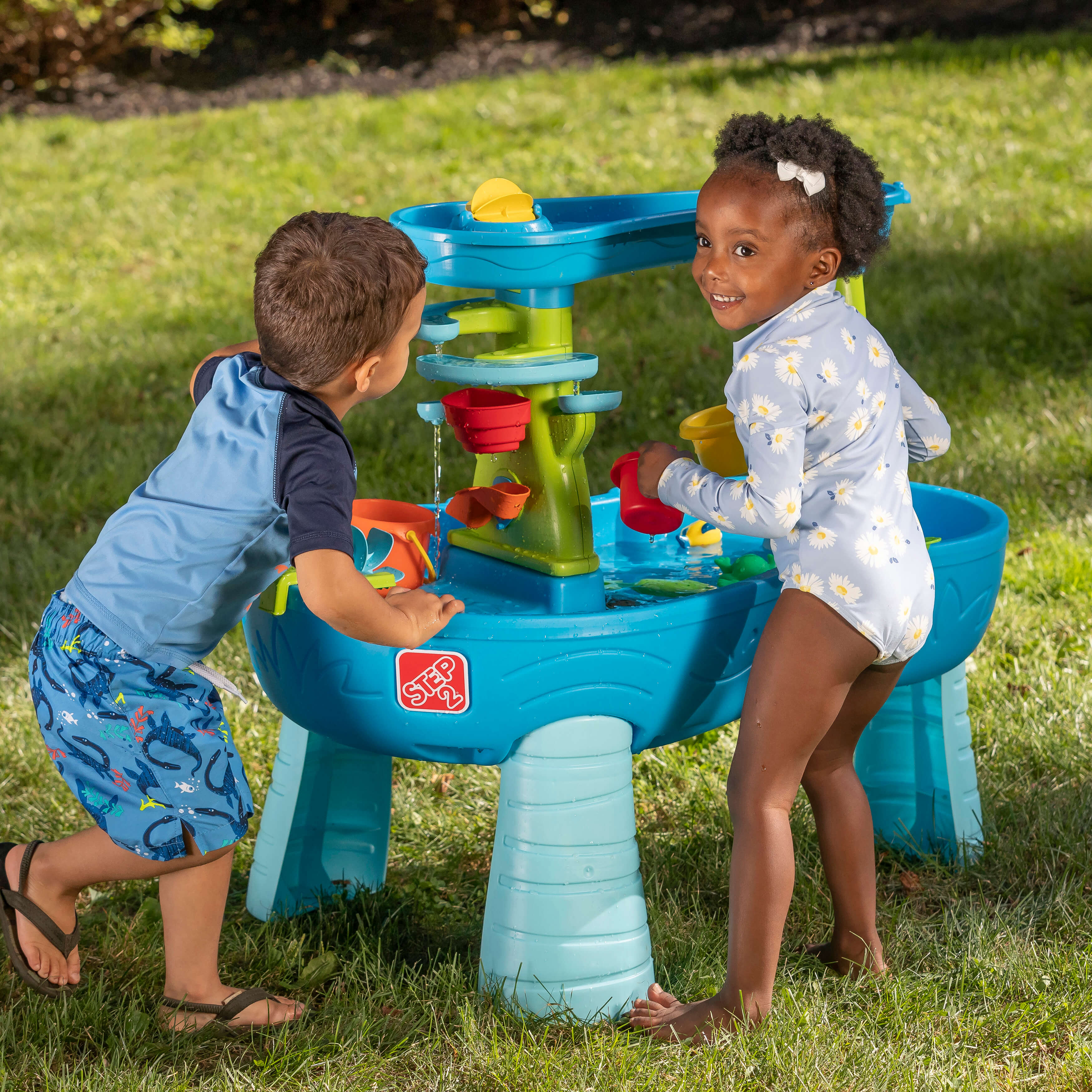 Step2 Double Showers Splash Water Table